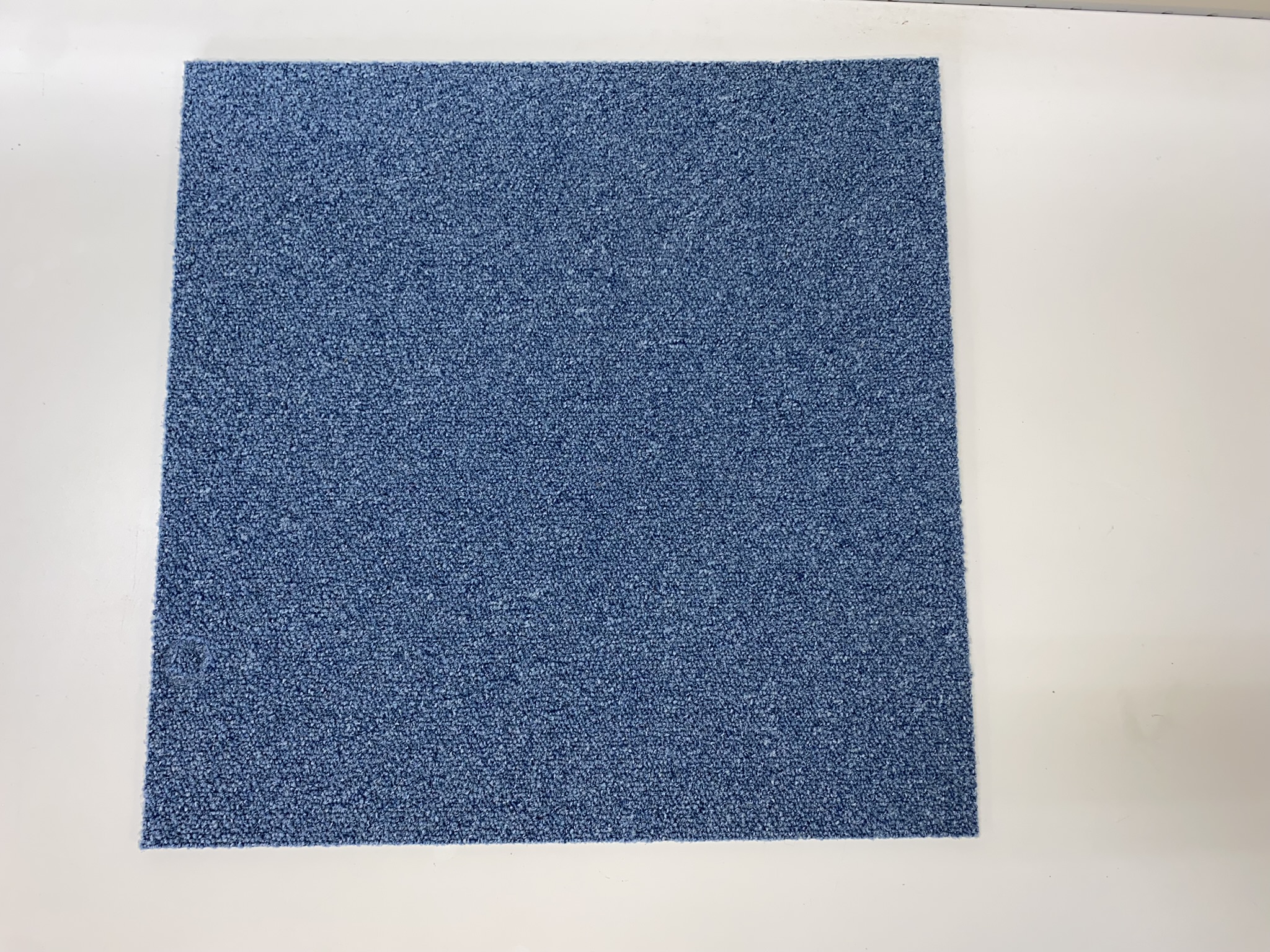 SELT / SOLD Teppaflísar Modular hljóðeinangrandi (40 fm.) 4