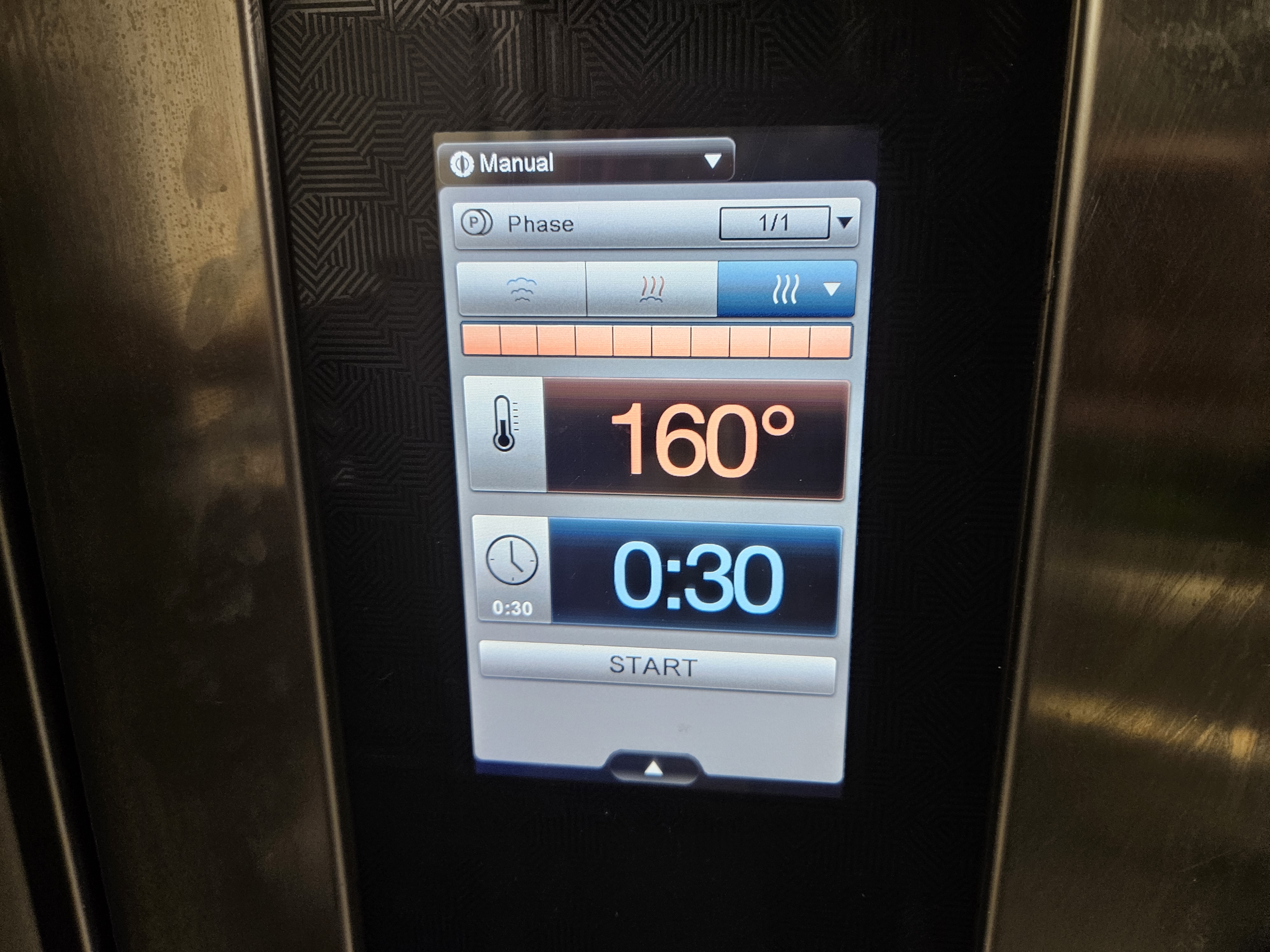 SELT / SOLD - Electrolux air o stream gufuofn 10 skúffur - 2020 - Fastus 2