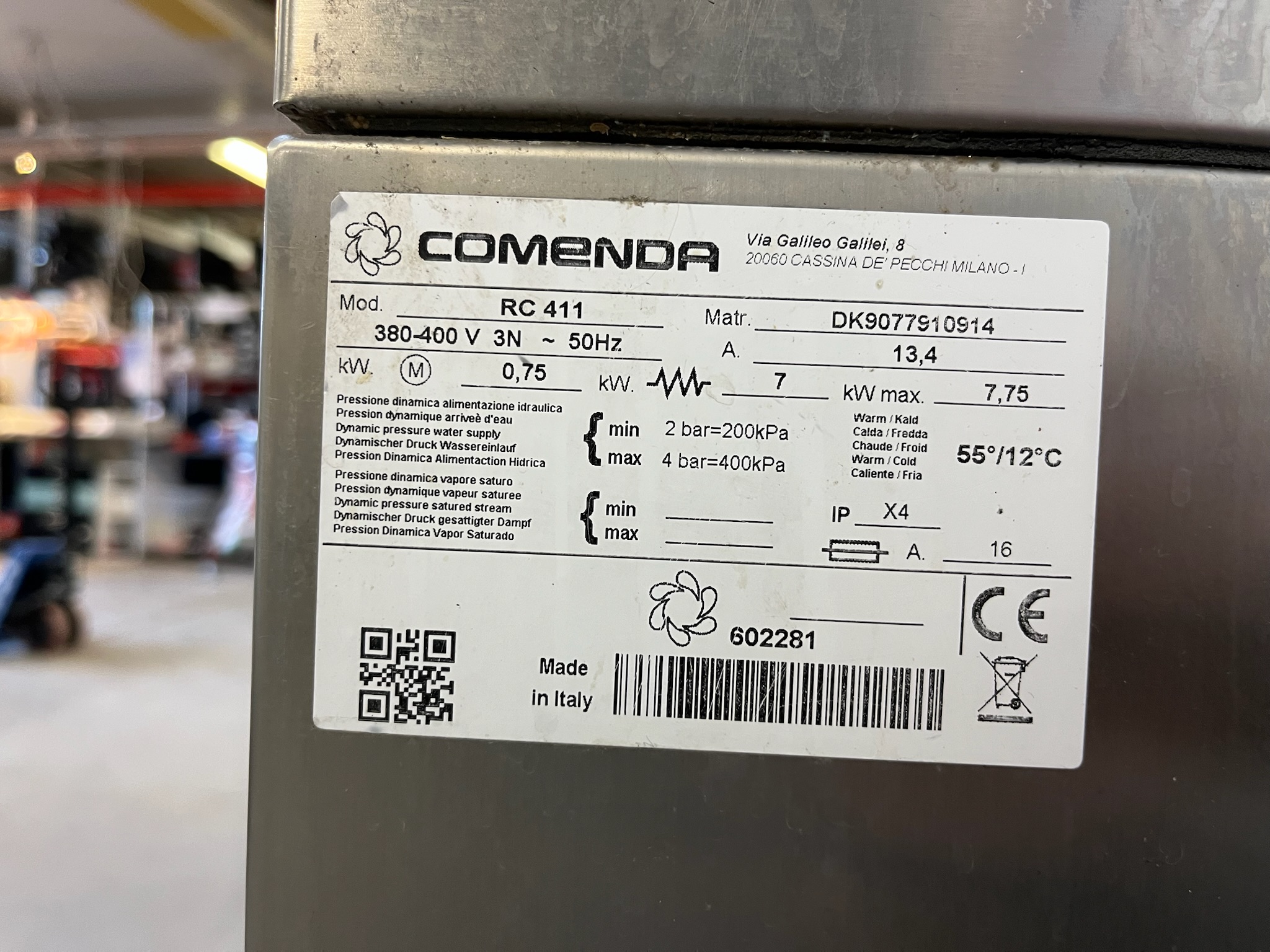 SELT / SOLD Comenda húddvél 7