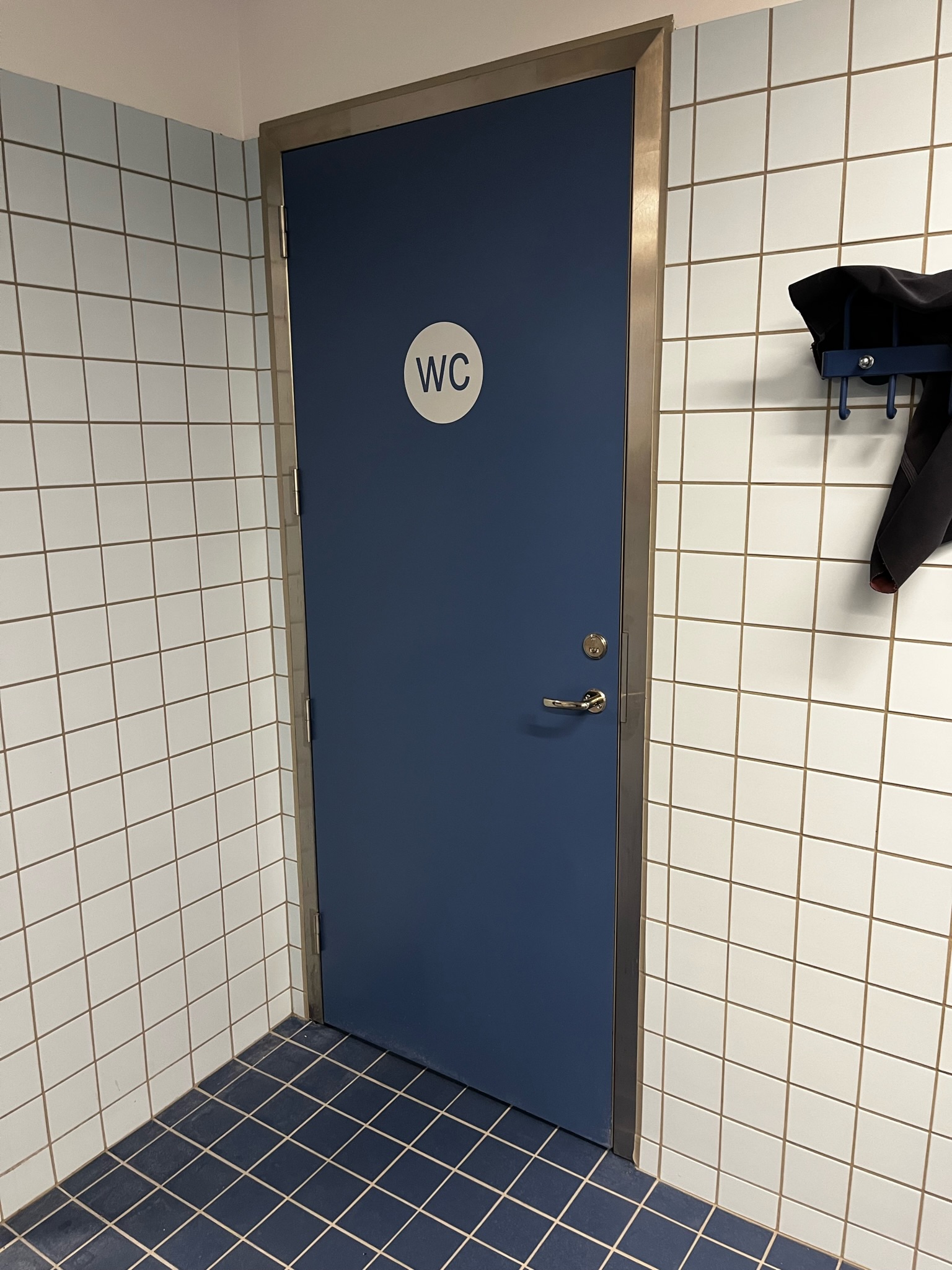 SELT / SOLD Vandaðar nýjar vatnsþolnar hurðir í stálramma 4