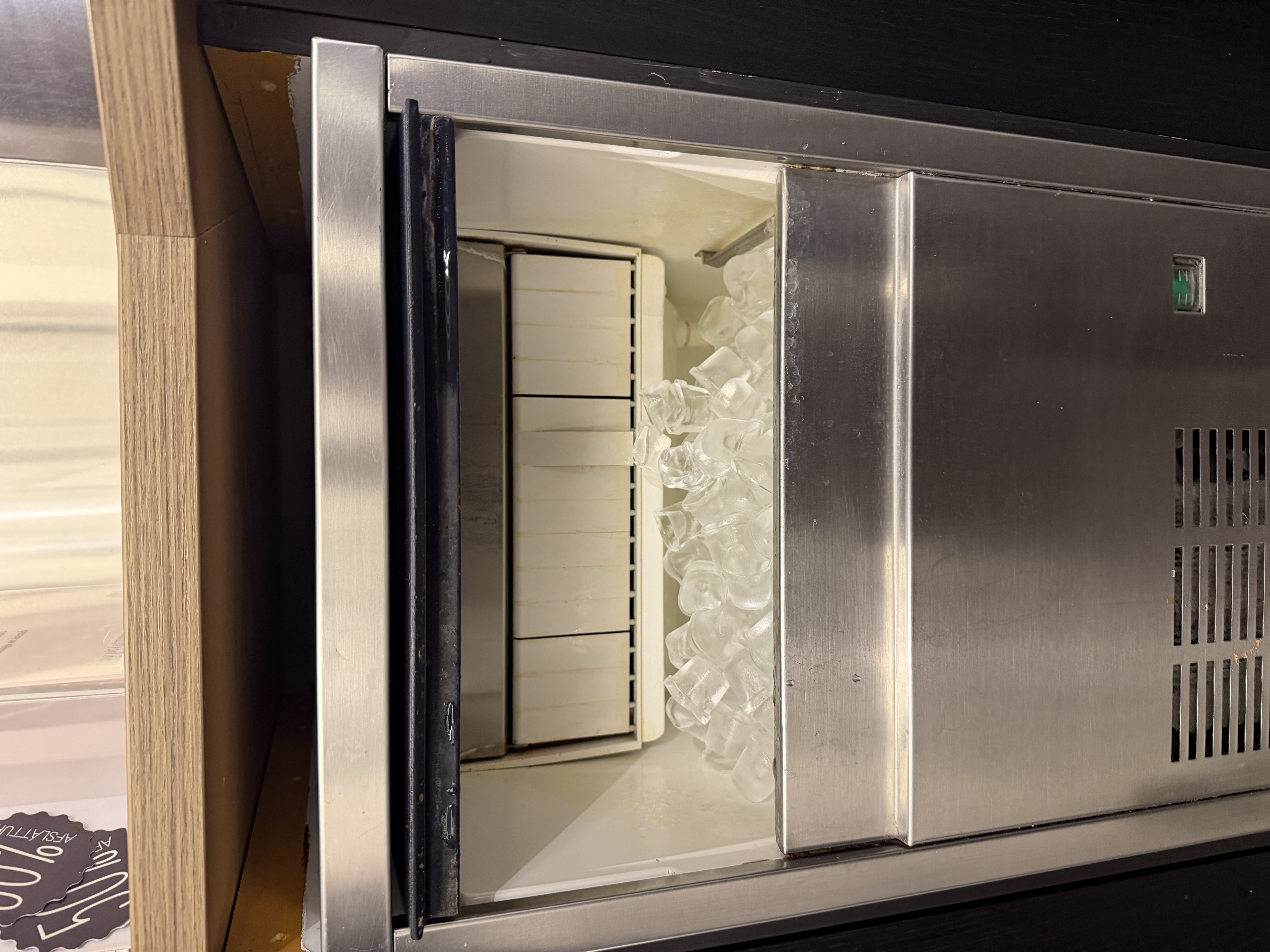 SELT / SOLD Alpeninox klakavél, 22kg./24h 2