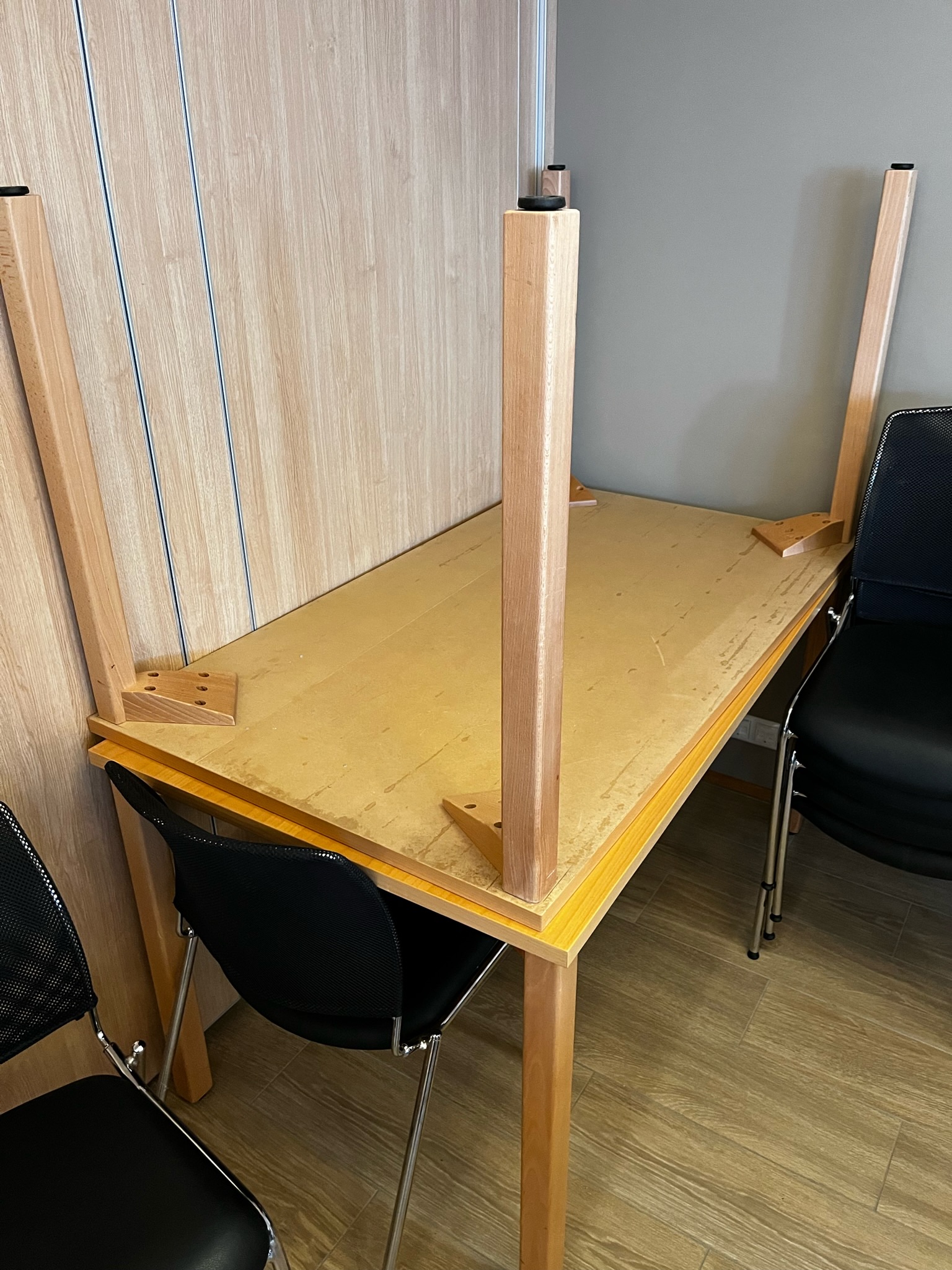 SELT / SOLD Eldhúsborð / kennsluborð - 140x80 9