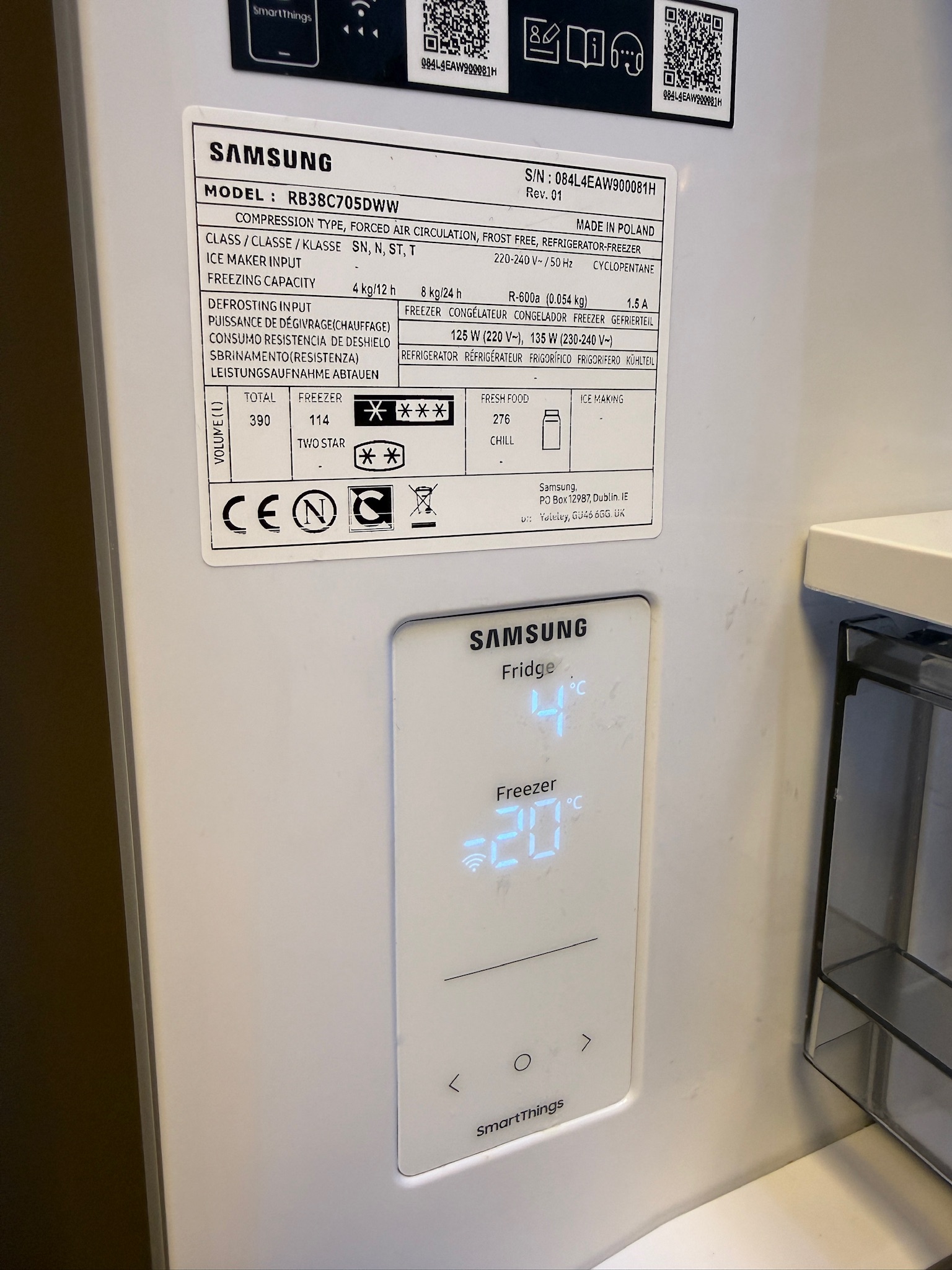 SELT / SOLD Samsung ísskápur með frysti frá Elko 5