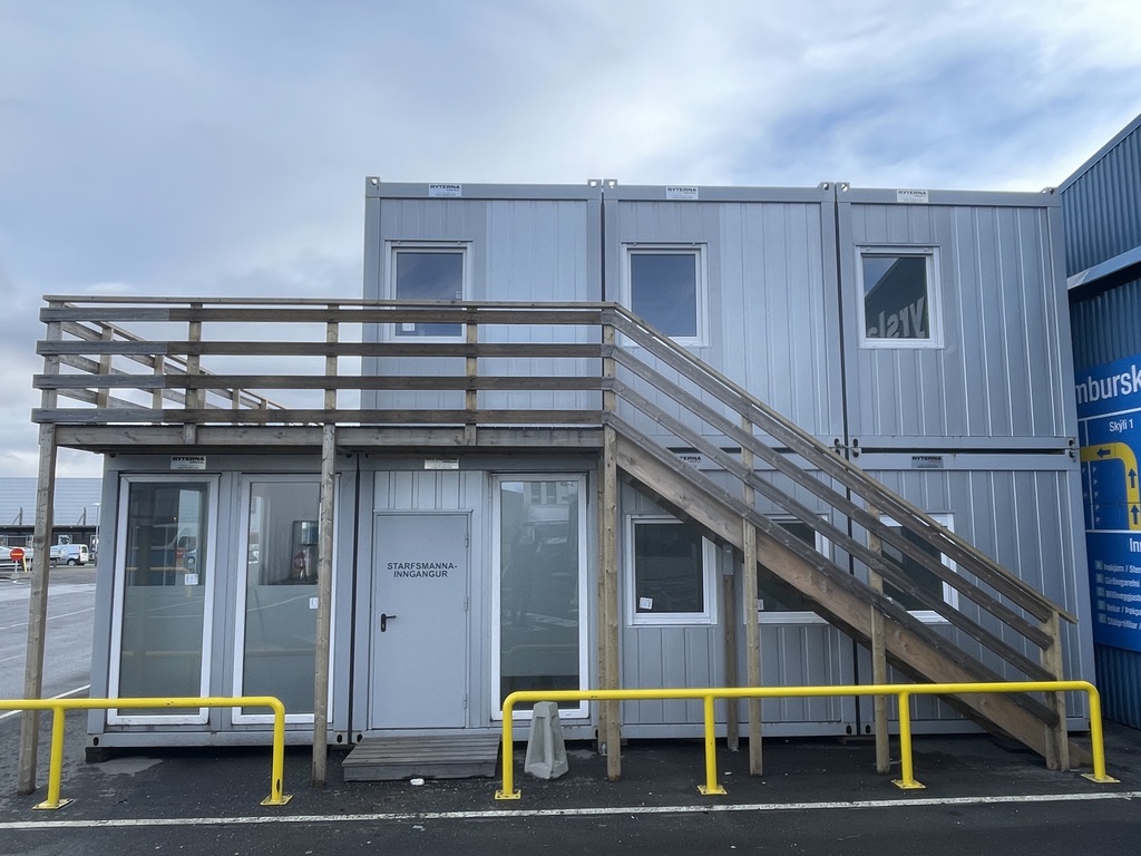 SELT / SOLD - Gámahús, kennslustofur, vinnubúðir, mötuneyti - 6+3 eða 9 einingar 3
