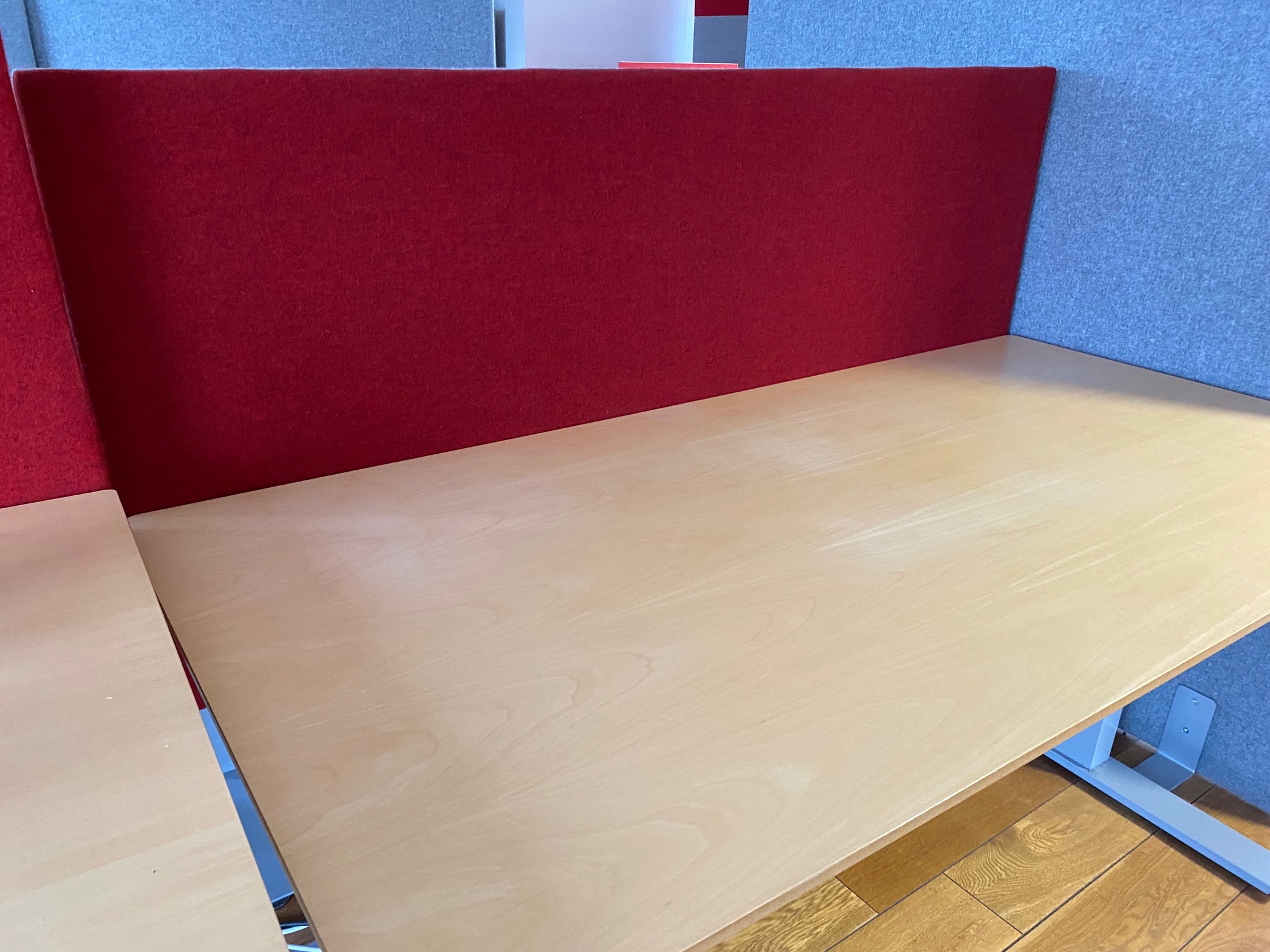 SELT / SOLD Ullar borðskilrúm frá Syrusson, B160 x H76 sm. 4