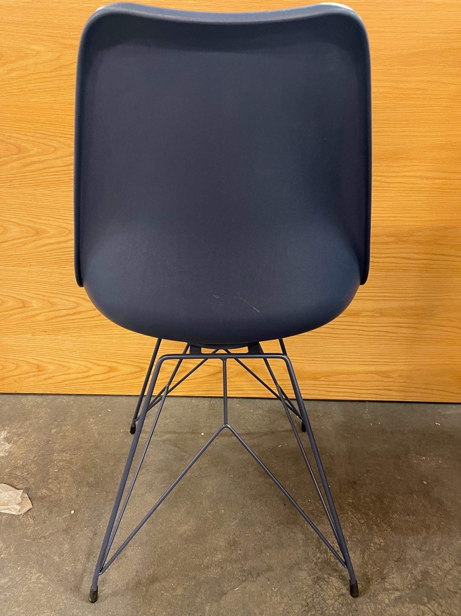 Selt/Endurnýtt-Vitra Eames stóll frá Pennanum - 2 stk til. 5