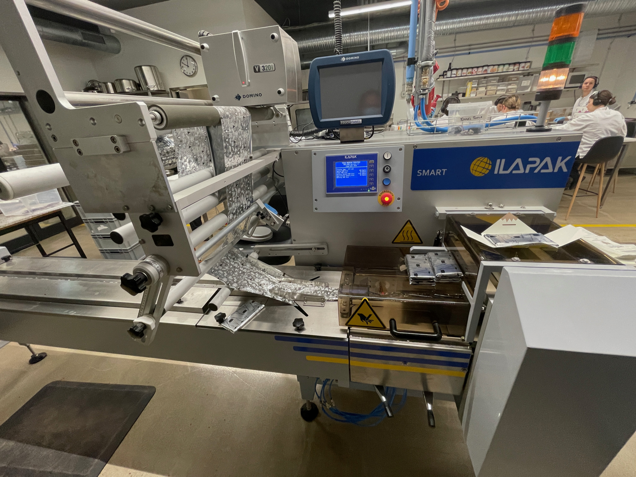 SELT / SOLD - ILAPAK Domino V320i pökkunarvél 12