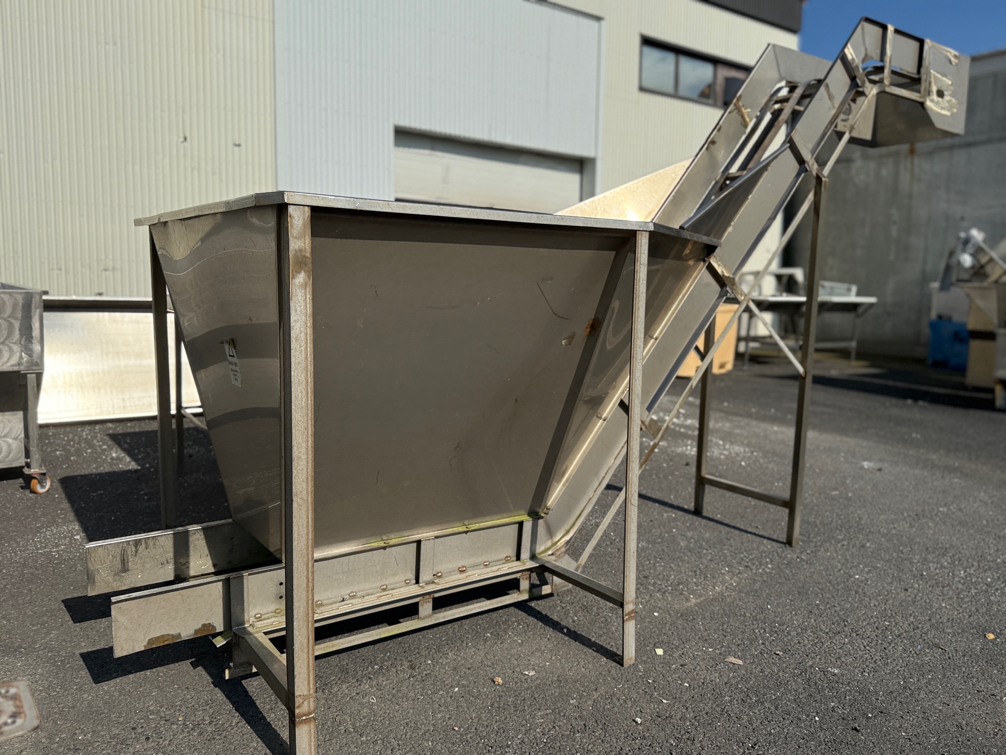 Færiband/stálkar ryðfrítt L390 x B145 x H240/137 sm 2