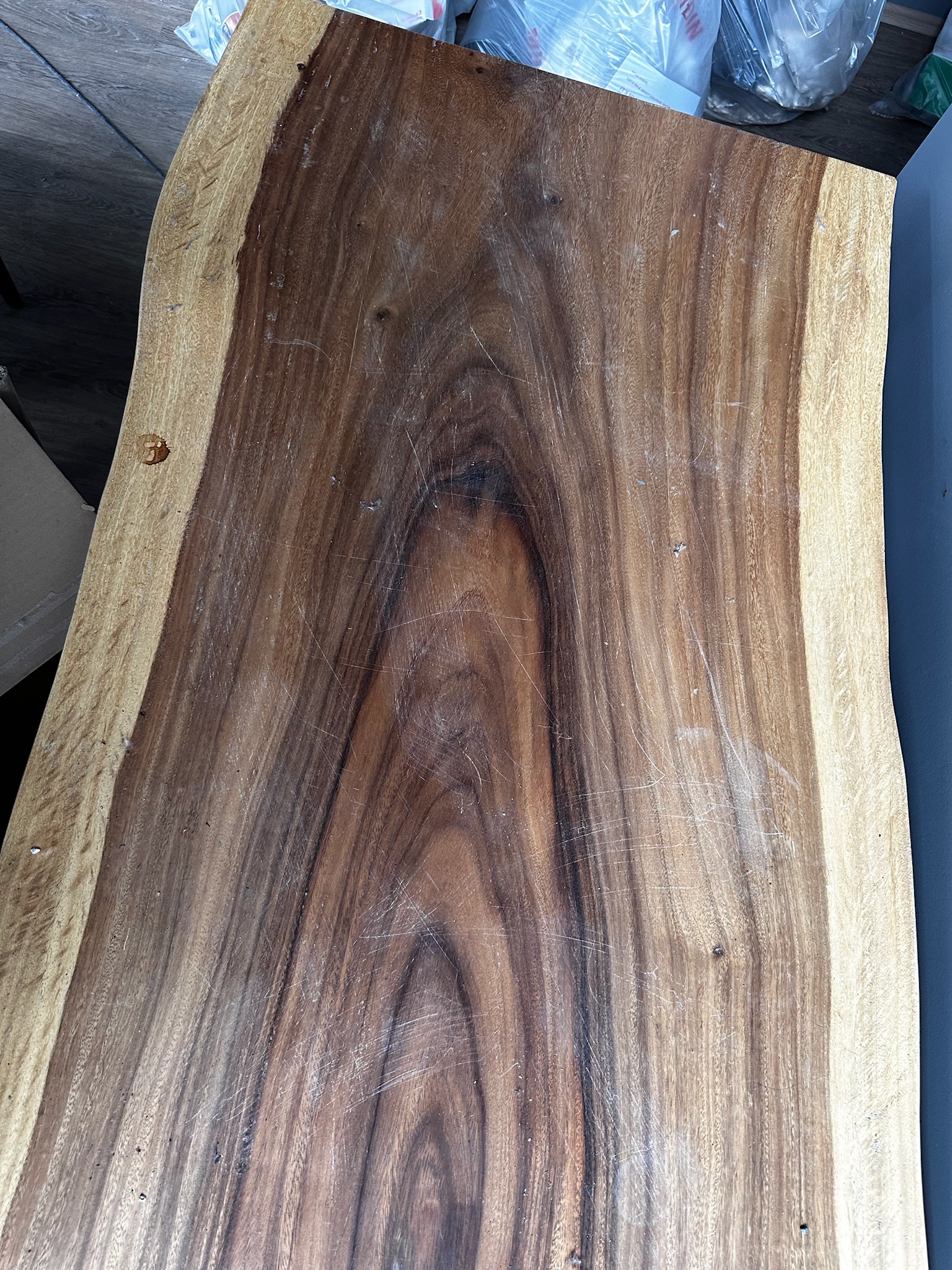 SELT / SOLD - Gegnheilt viðarborð, B338 x D82 sm. 10