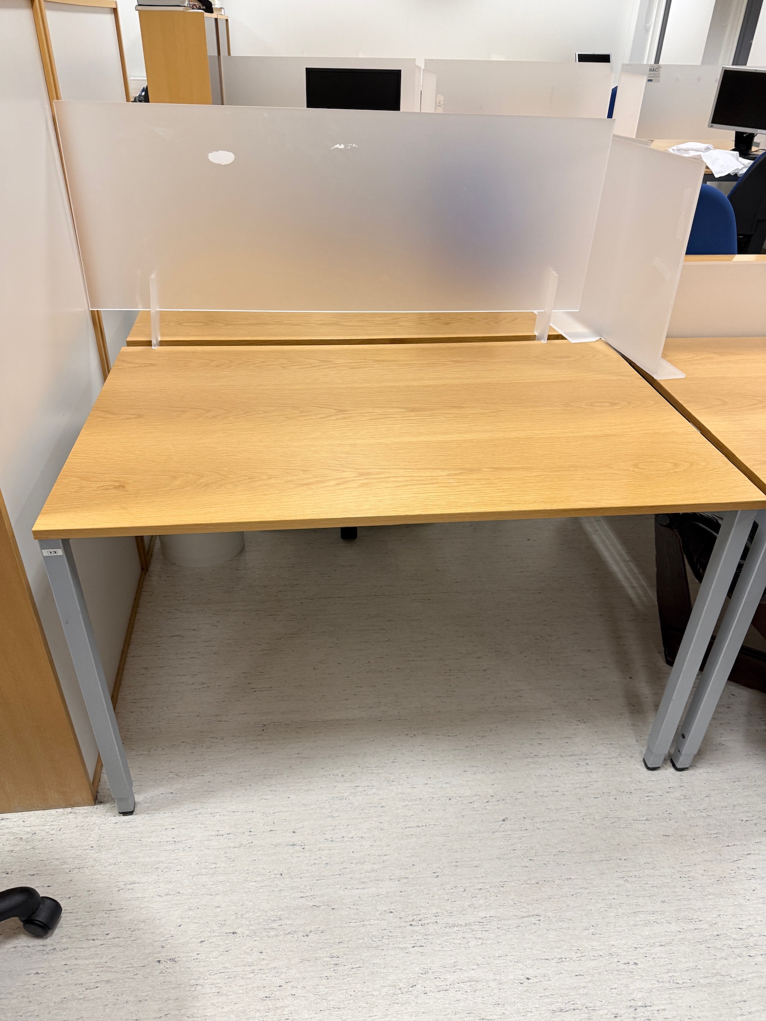 2ja manna skrifborð, B120xD160sm. (9 stk.) 6