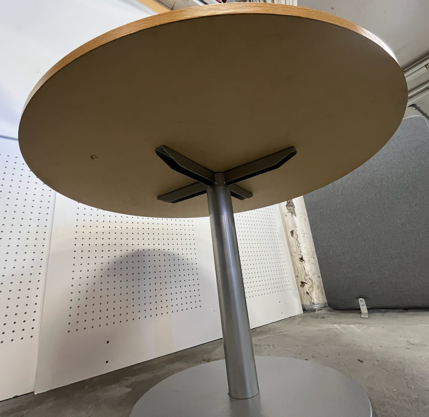 SELT / SOLD Hringborð, Ø120xH75sm. 5