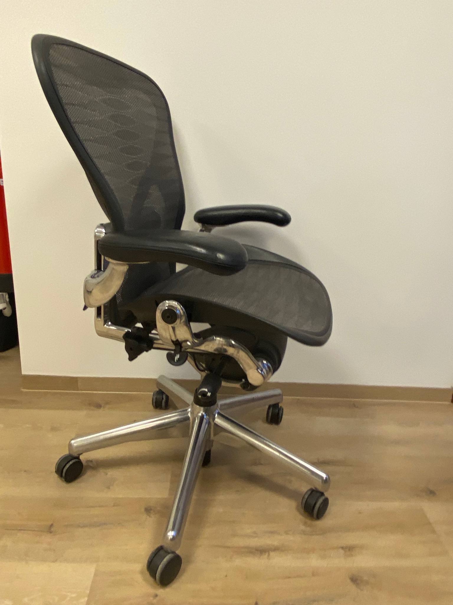 SELT / SOLD Herman Miller Aeron, B stærð 3
