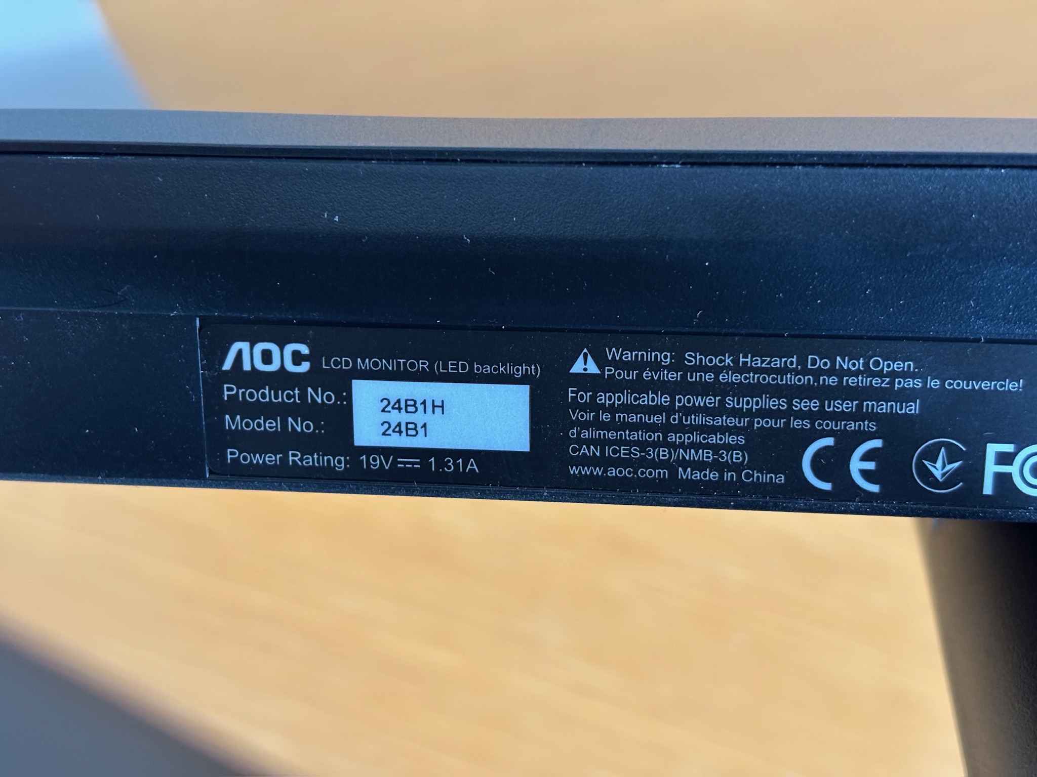 SELT / SOLD AOC tölvuskjár, 24'' 7