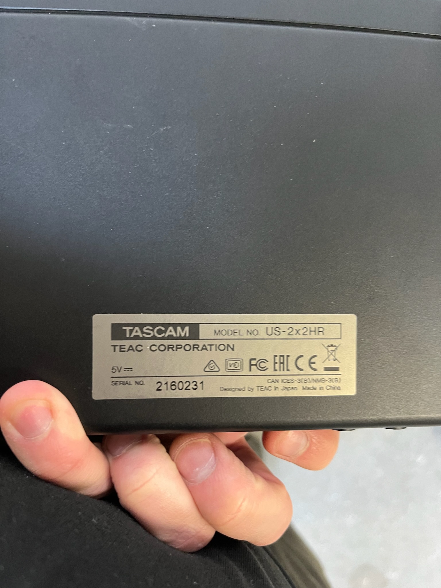 SELT / SOLD Tascam US-2x2HR hljóðkort - Play 5