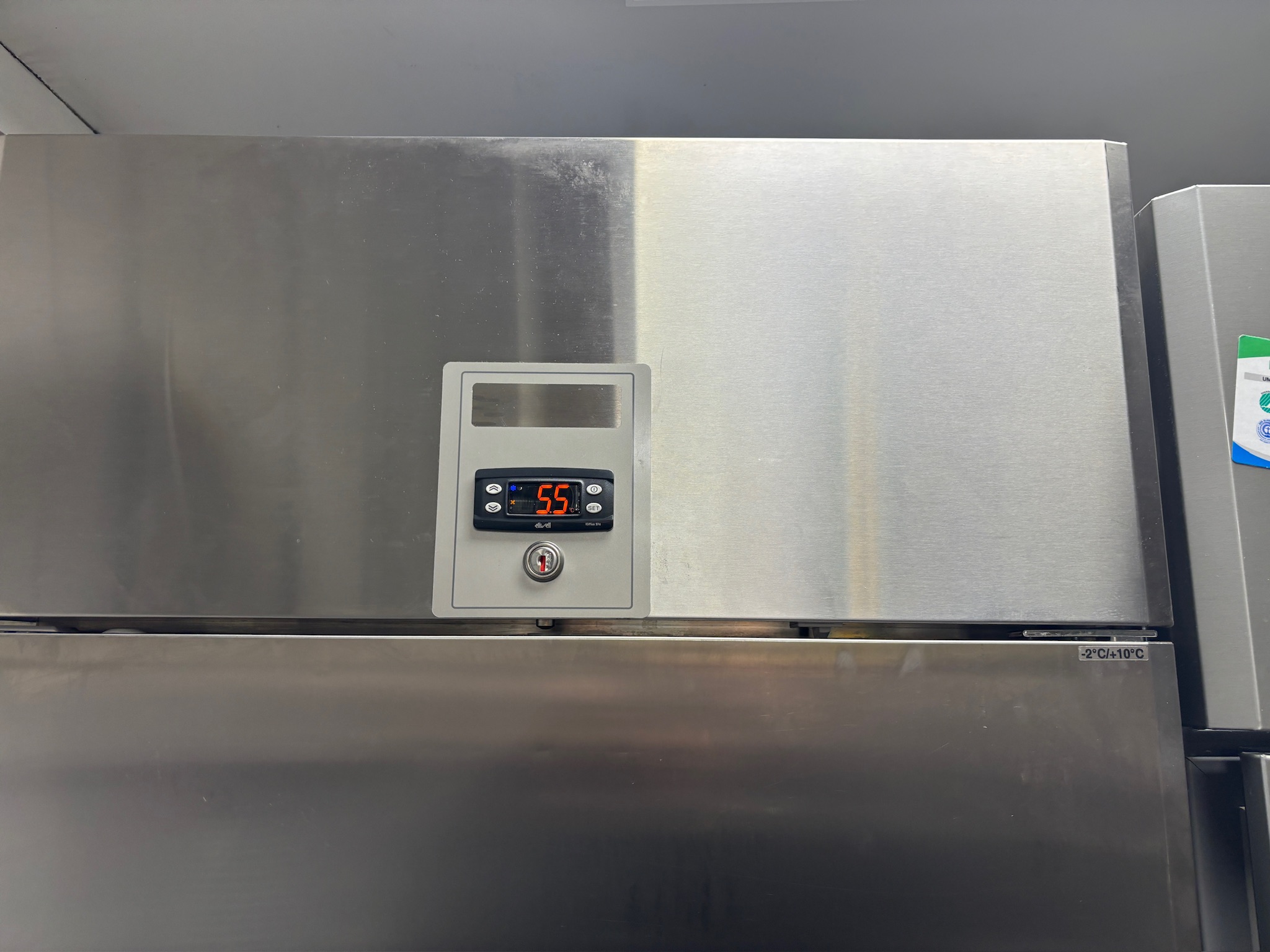 SELT / SOLD Electrolux kælir, H205 x B70 x D83 sm. 3