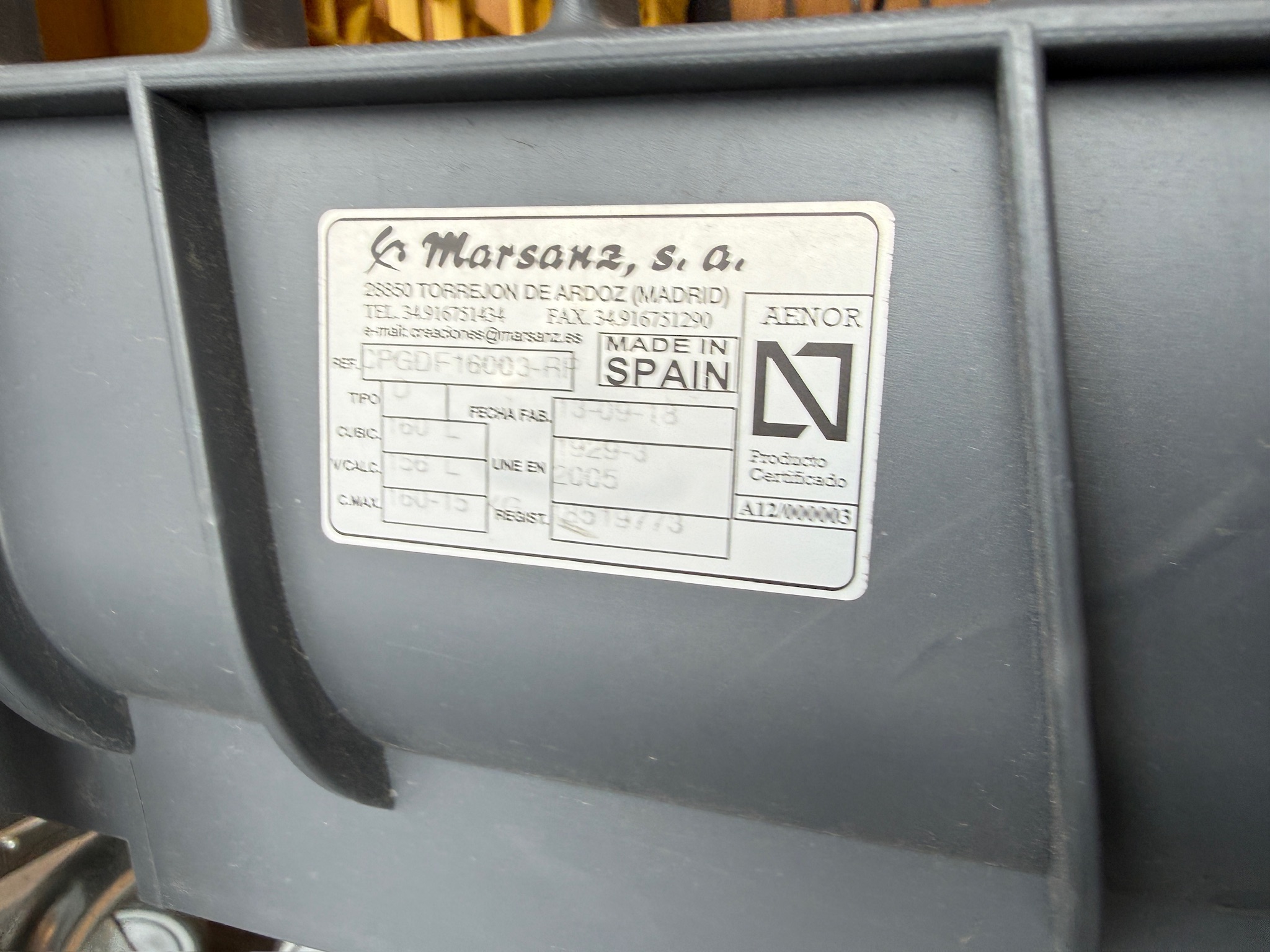 SELT / SOLD Verslunarkerra með barnasæti (Marsanz, 50 L) 3