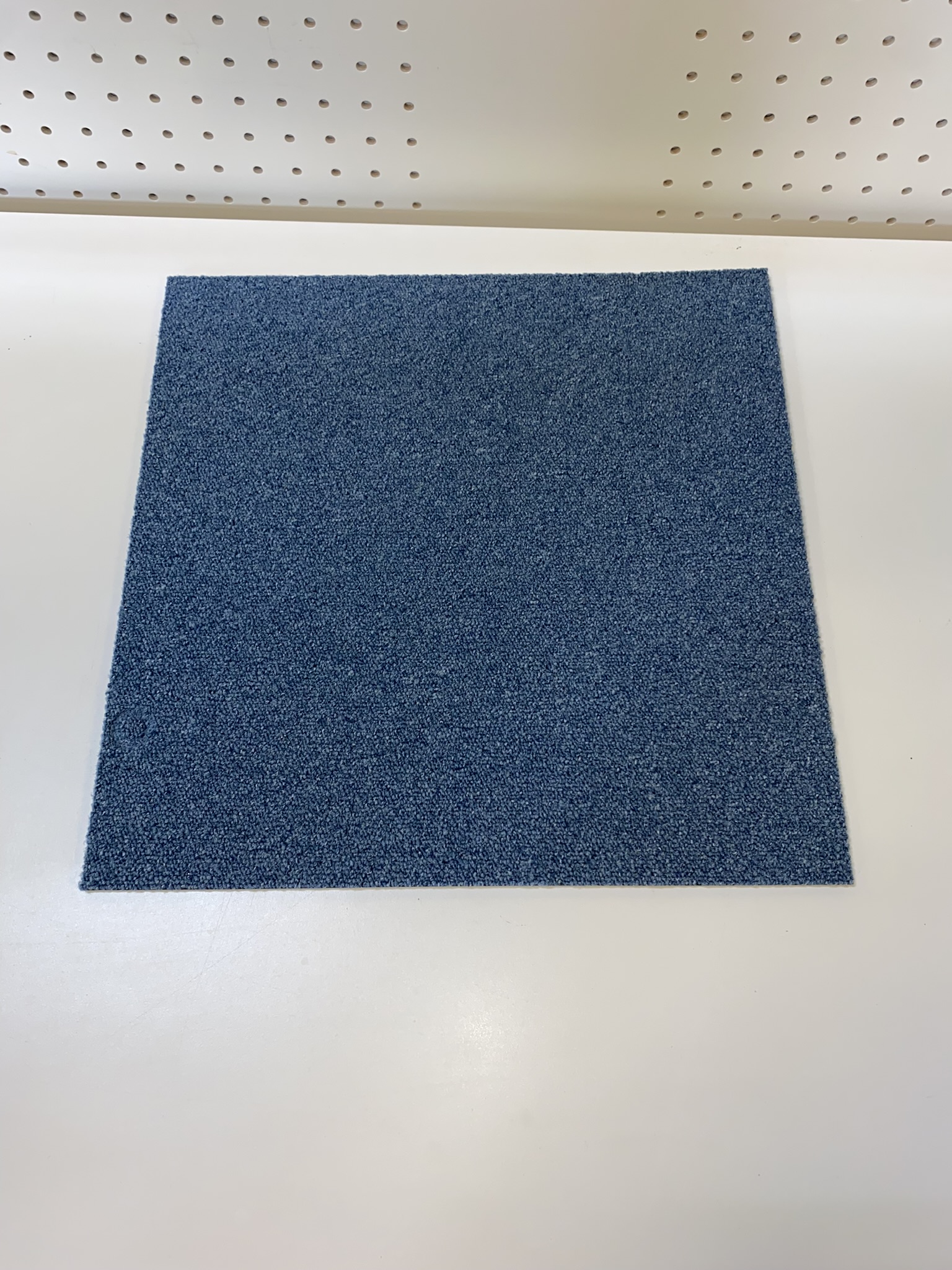 SELT / SOLD Teppaflísar Modular hljóðeinangrandi (40 fm.)