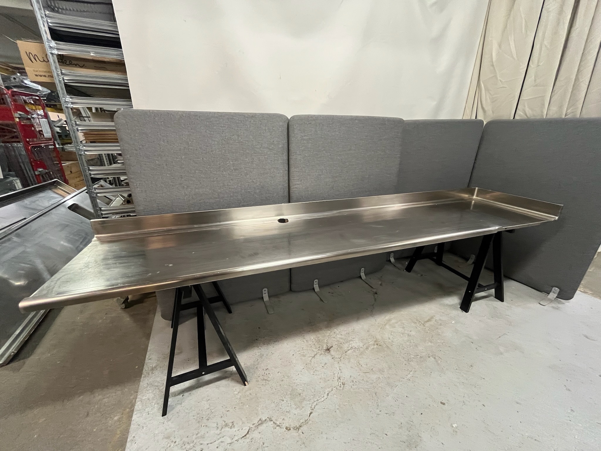 SELT / SOLD Ryðfrítt stálborð - skolvaskur - aðgerðarvaskur 2