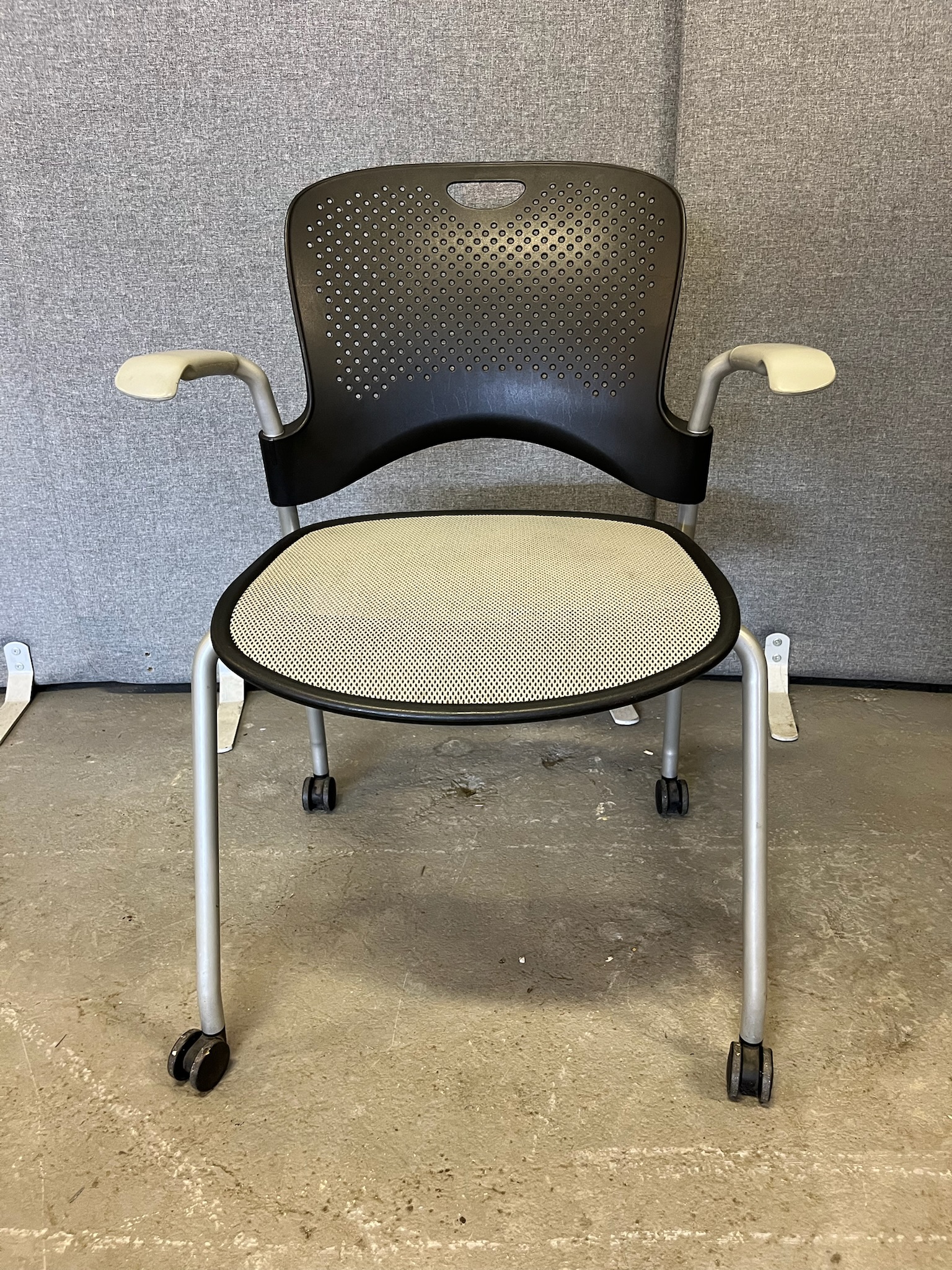 SELT / SOLD - Herman Miller Caper á hjólum, staflanlegur (12 stk.) 4