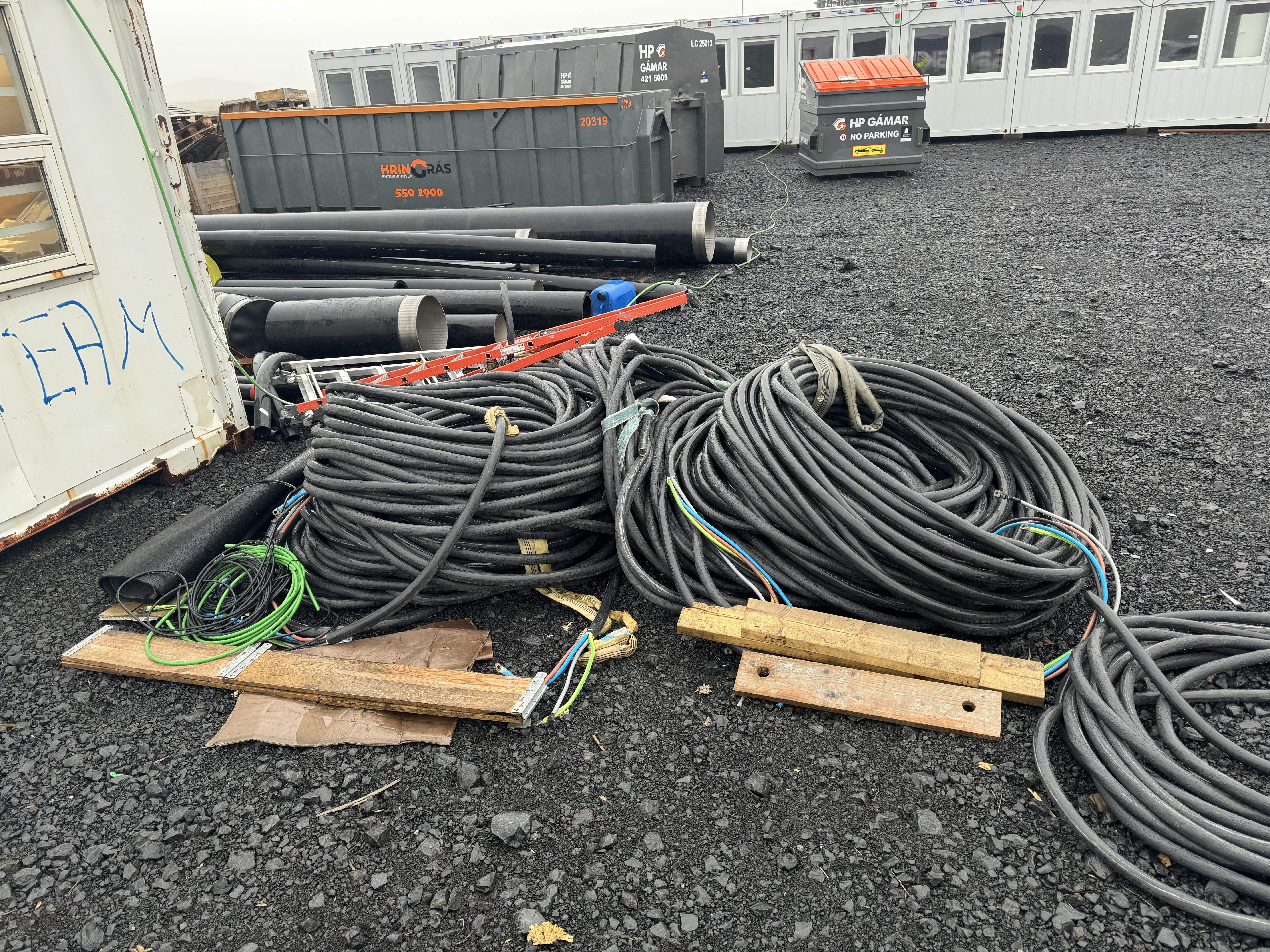 SELT / SOLD - Rafmagnskaplar - 3