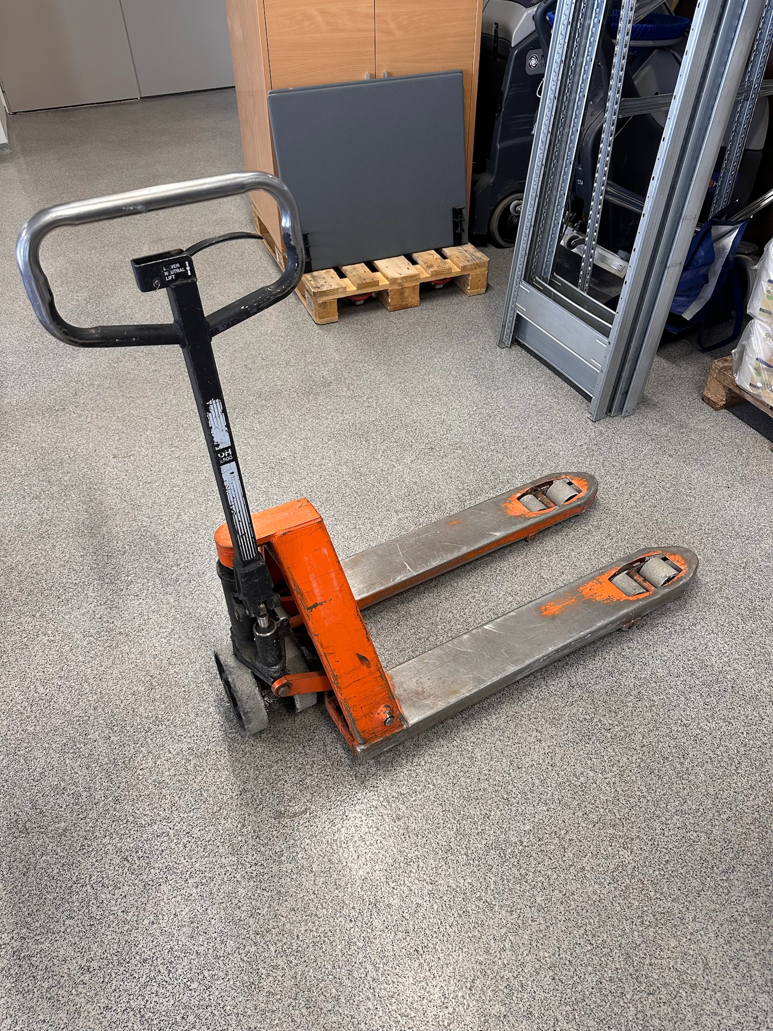 SELT / SOLD - Brettatjakkur, 950mm, 2000kg 3