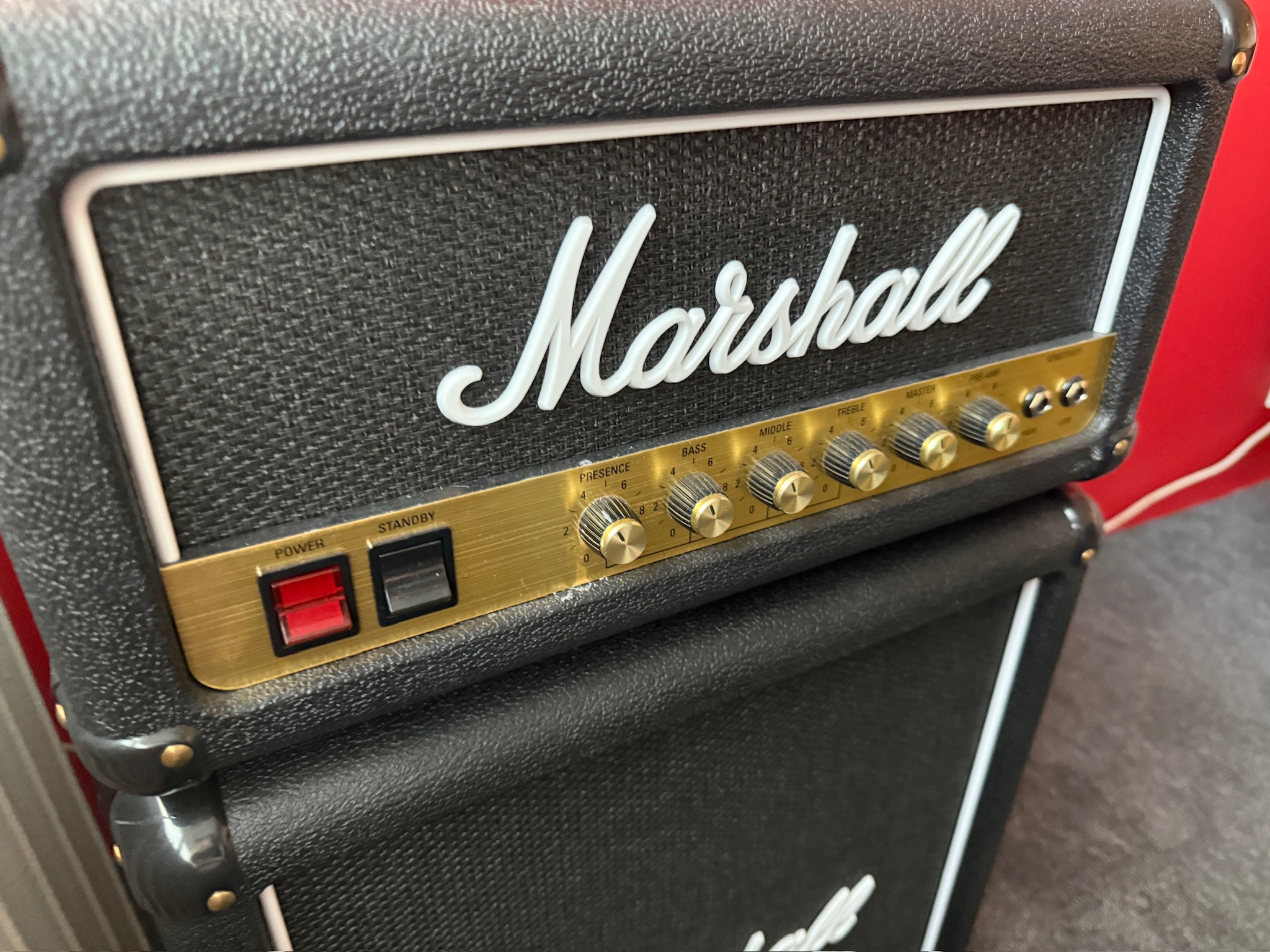 SELT / SOLD Marshall kæliskápur - PLAY 3