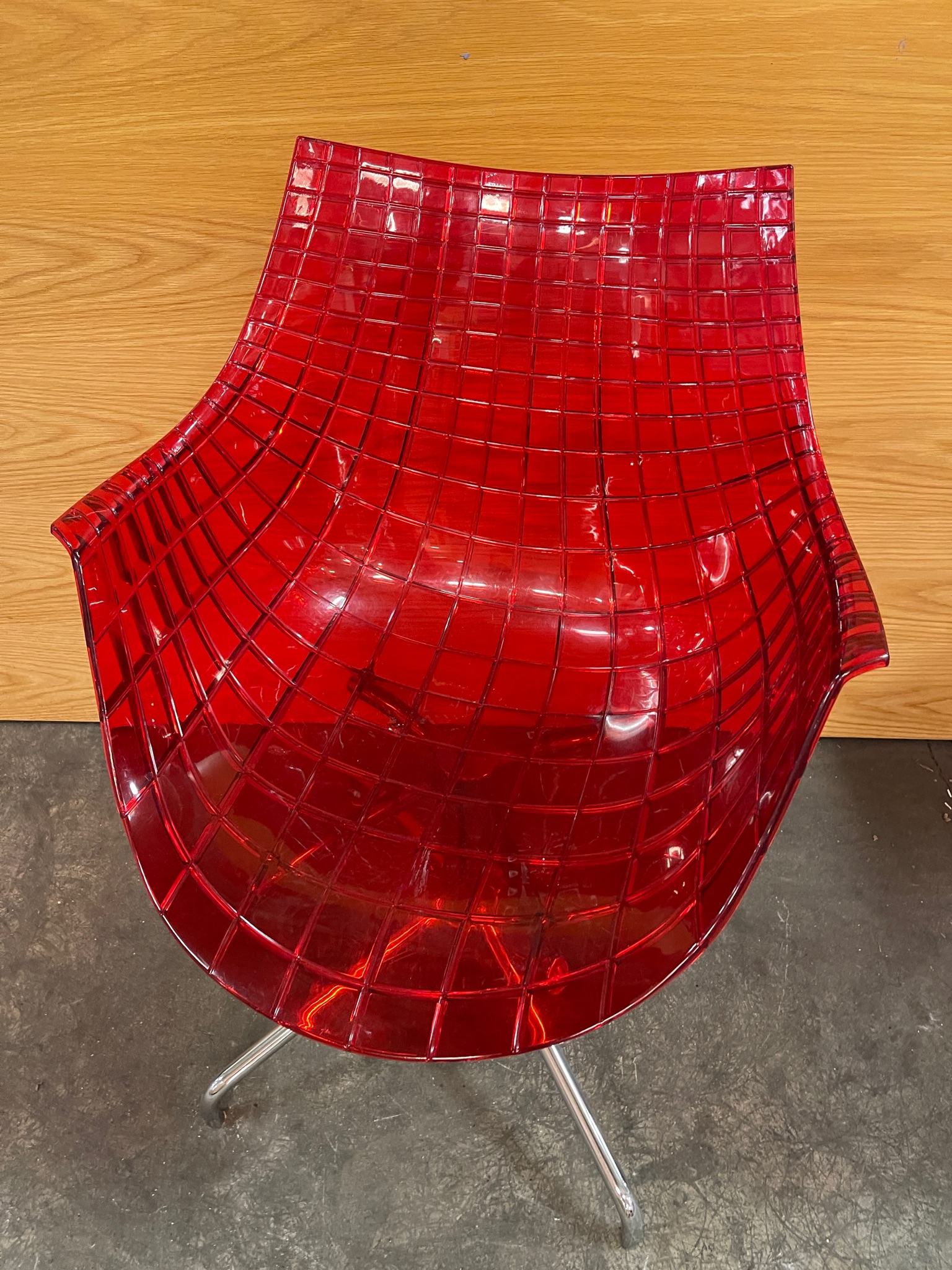 SELT / SOLD Rauði stóllinn 5