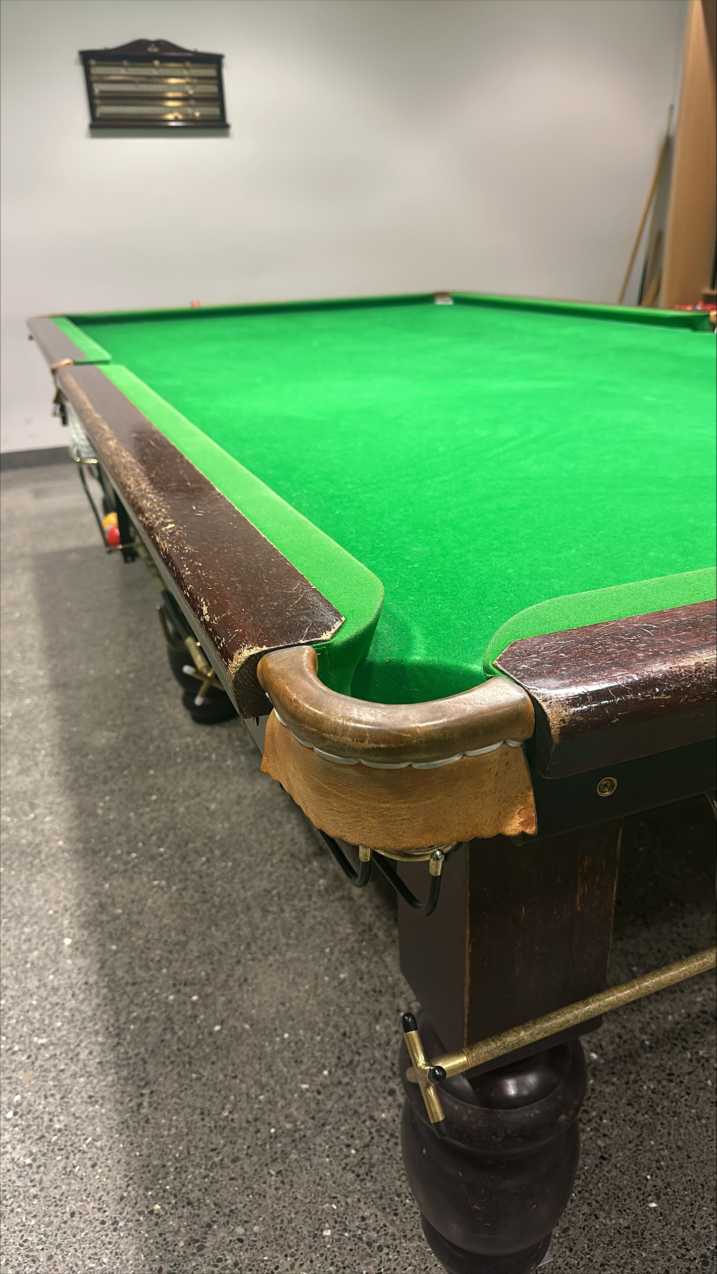 SELT / SOLD - Vandað Riley Snookerborð - 320 x 170sm 4