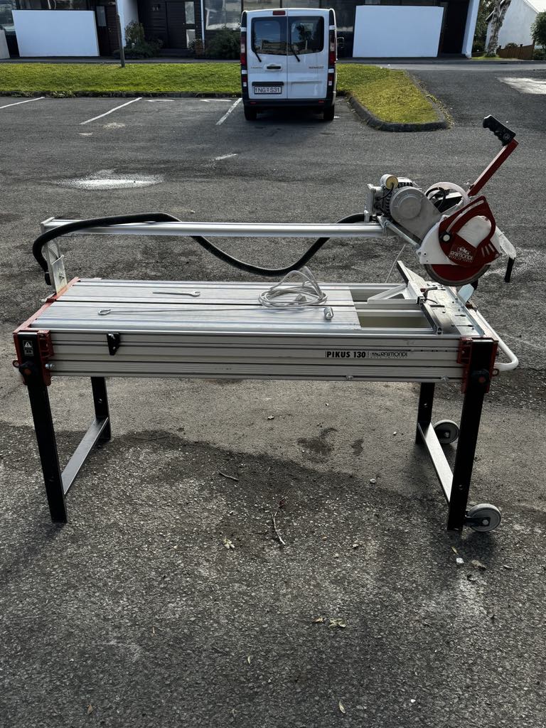SELT / SOLD - FLÍSASÖG PIKUS 130 ADV - Álfaborg 3