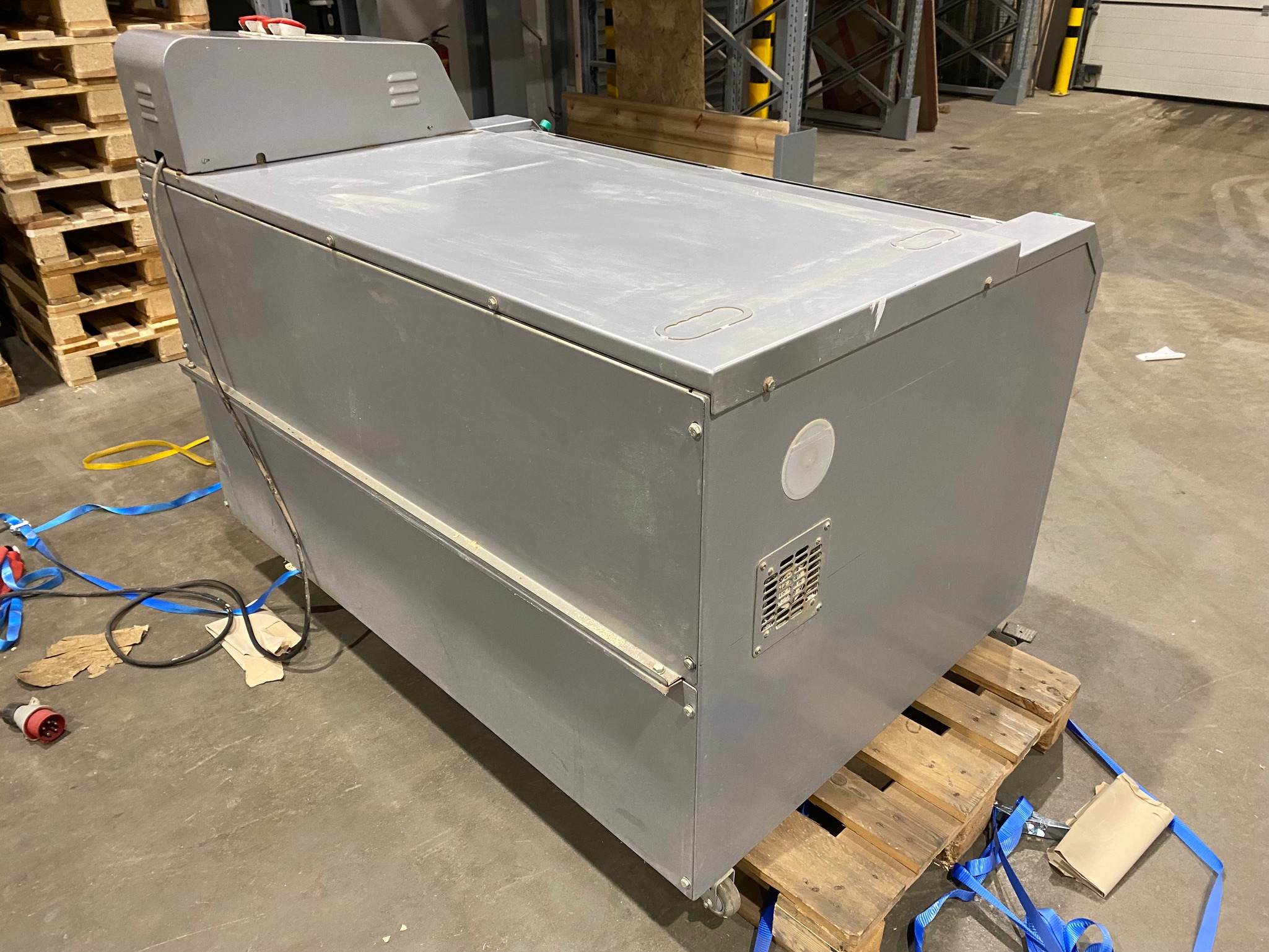 SELT / SOLD JAC MB-L deighvílir 4