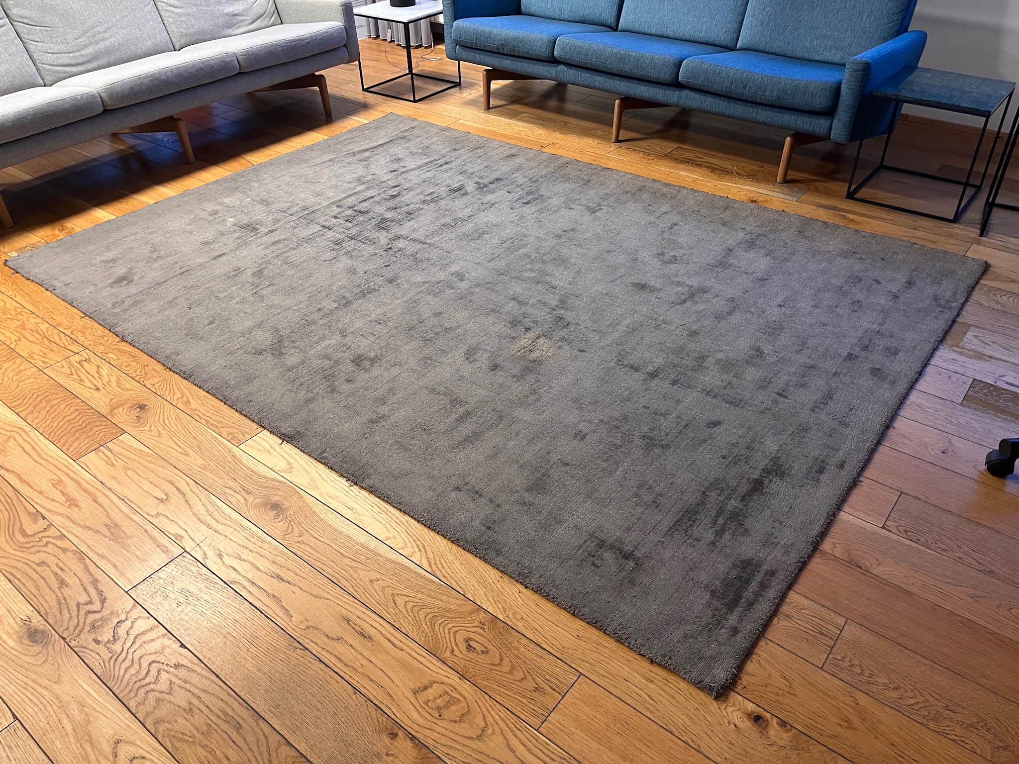 SELT / SOLD Veer Carpets Motta frá Tekk, 280 x 200 sm. 3