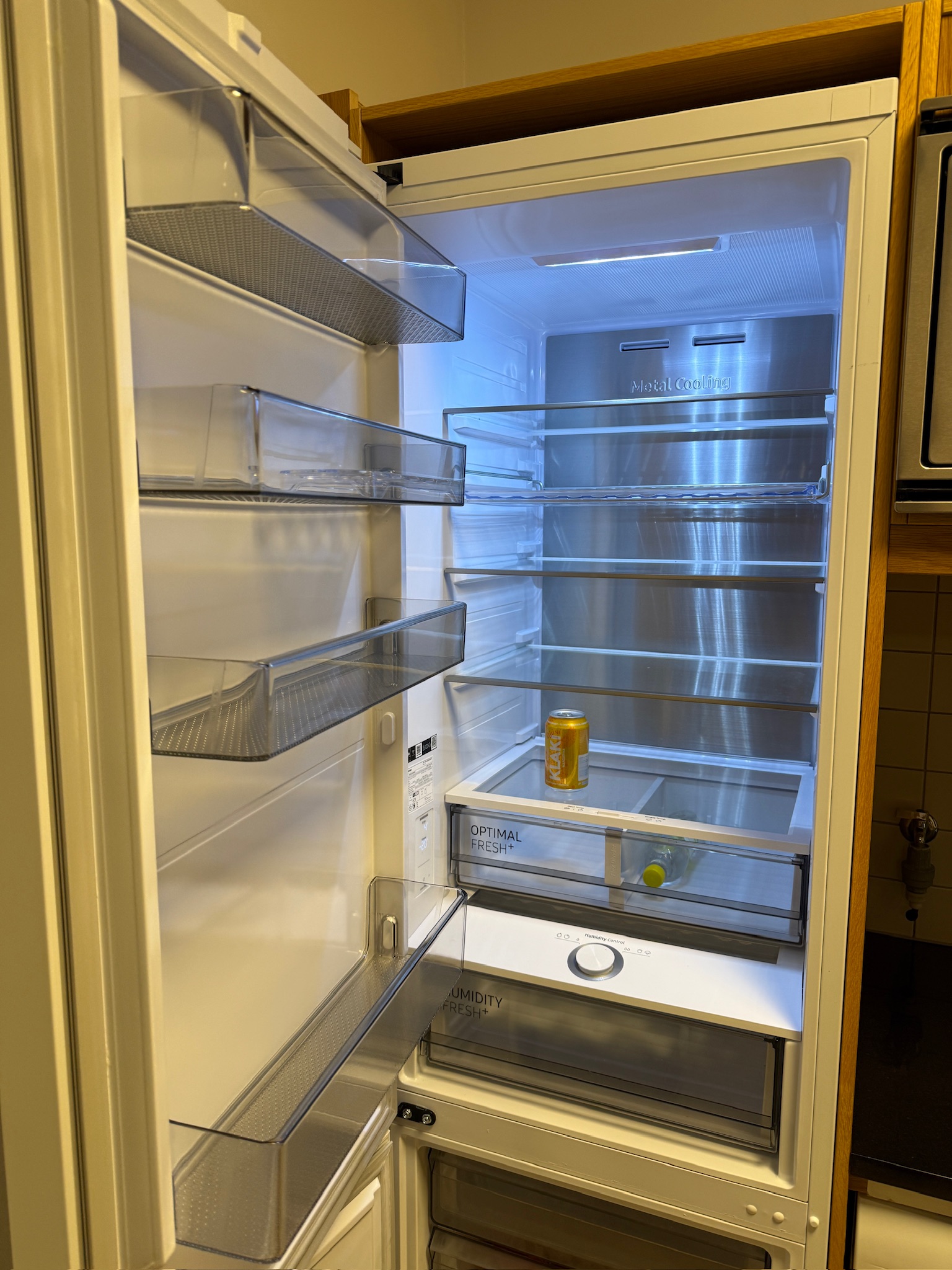SELT / SOLD Samsung ísskápur með frysti frá Elko 3