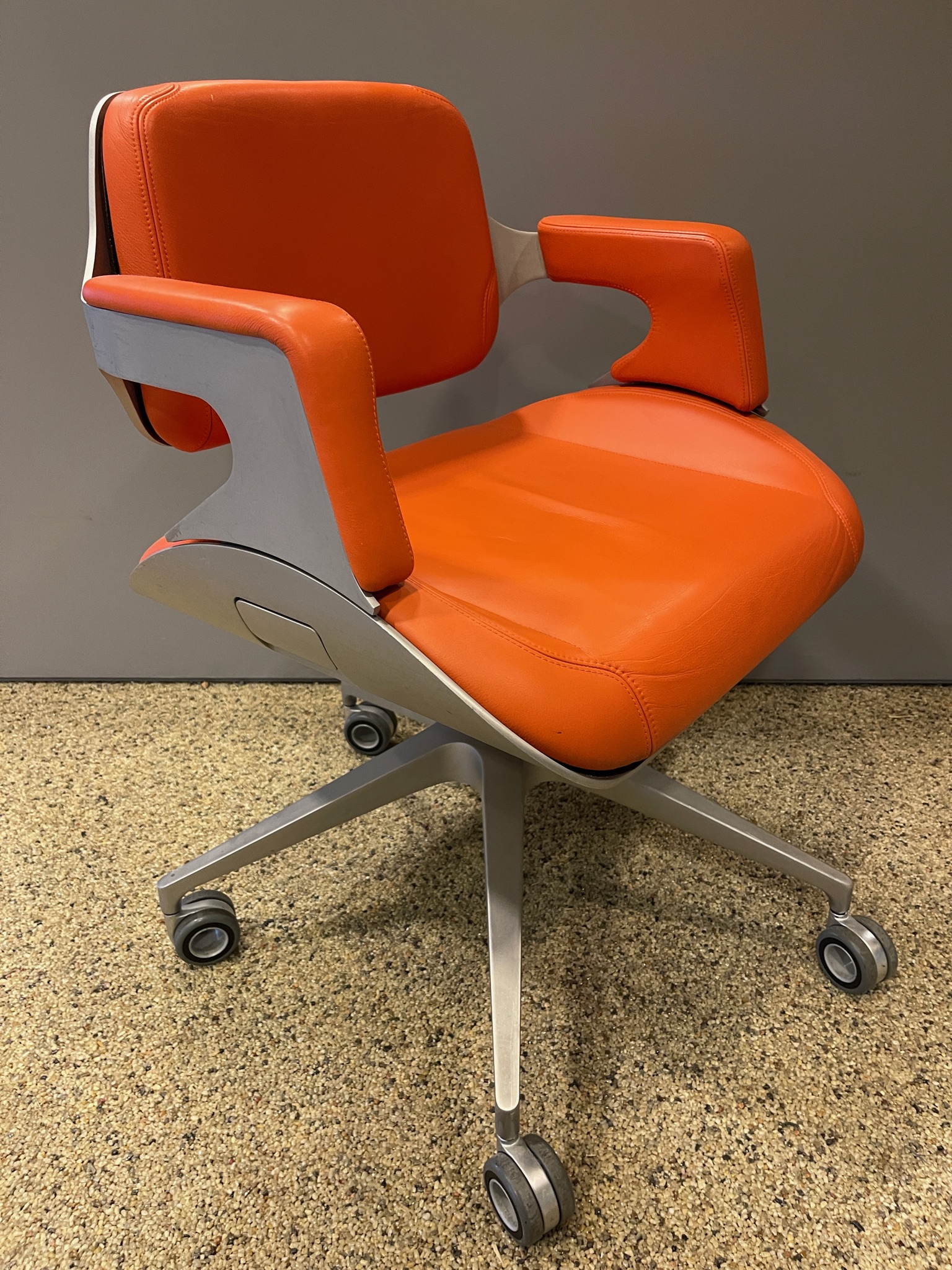 SELT / SOLD Einstakir Interstuhl fundarstólar frá Pennanum (5 stk.) 4