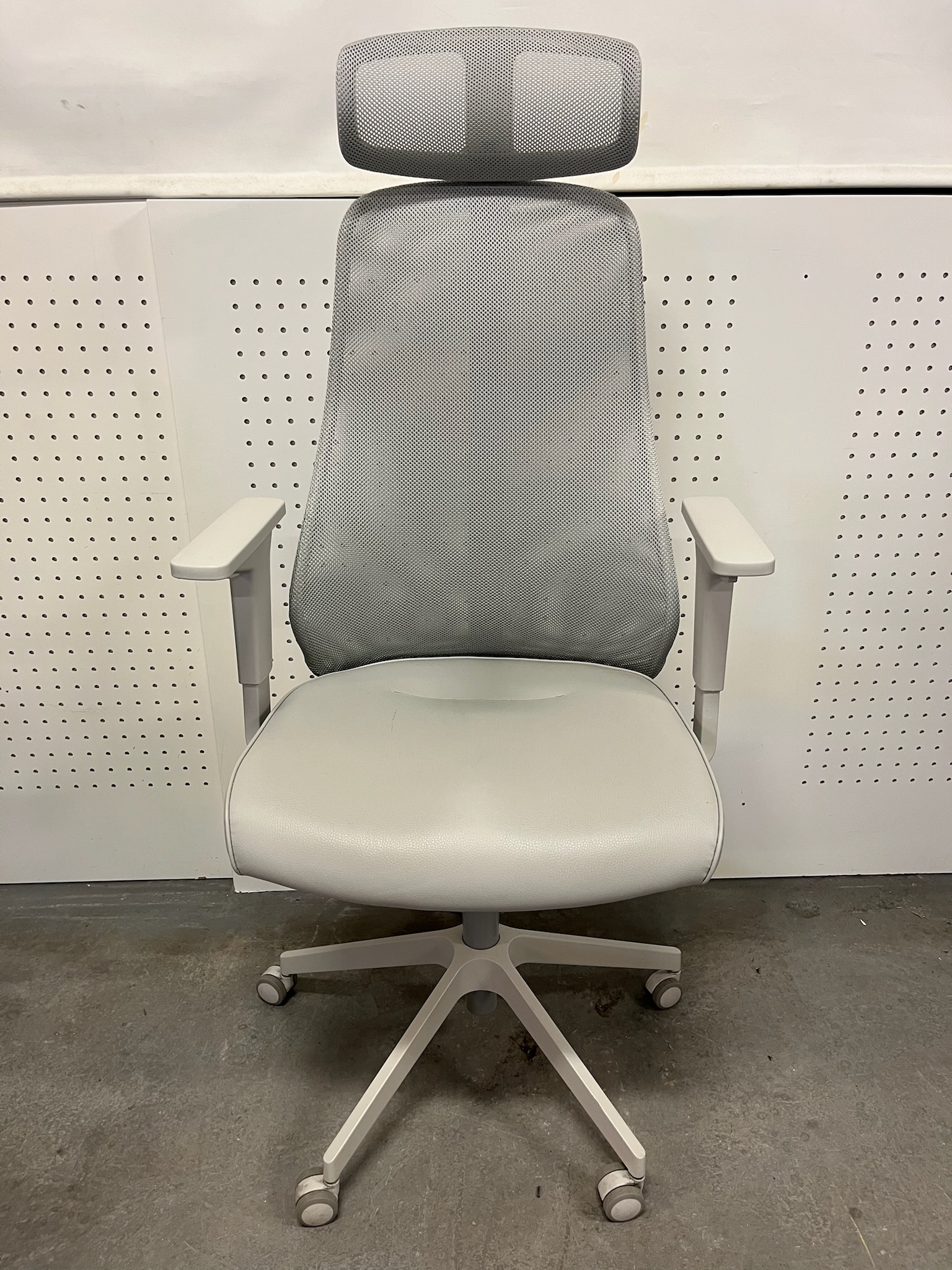 SELT/SOLD IKEA skrifborðsstóll / tölvuleikjastóll