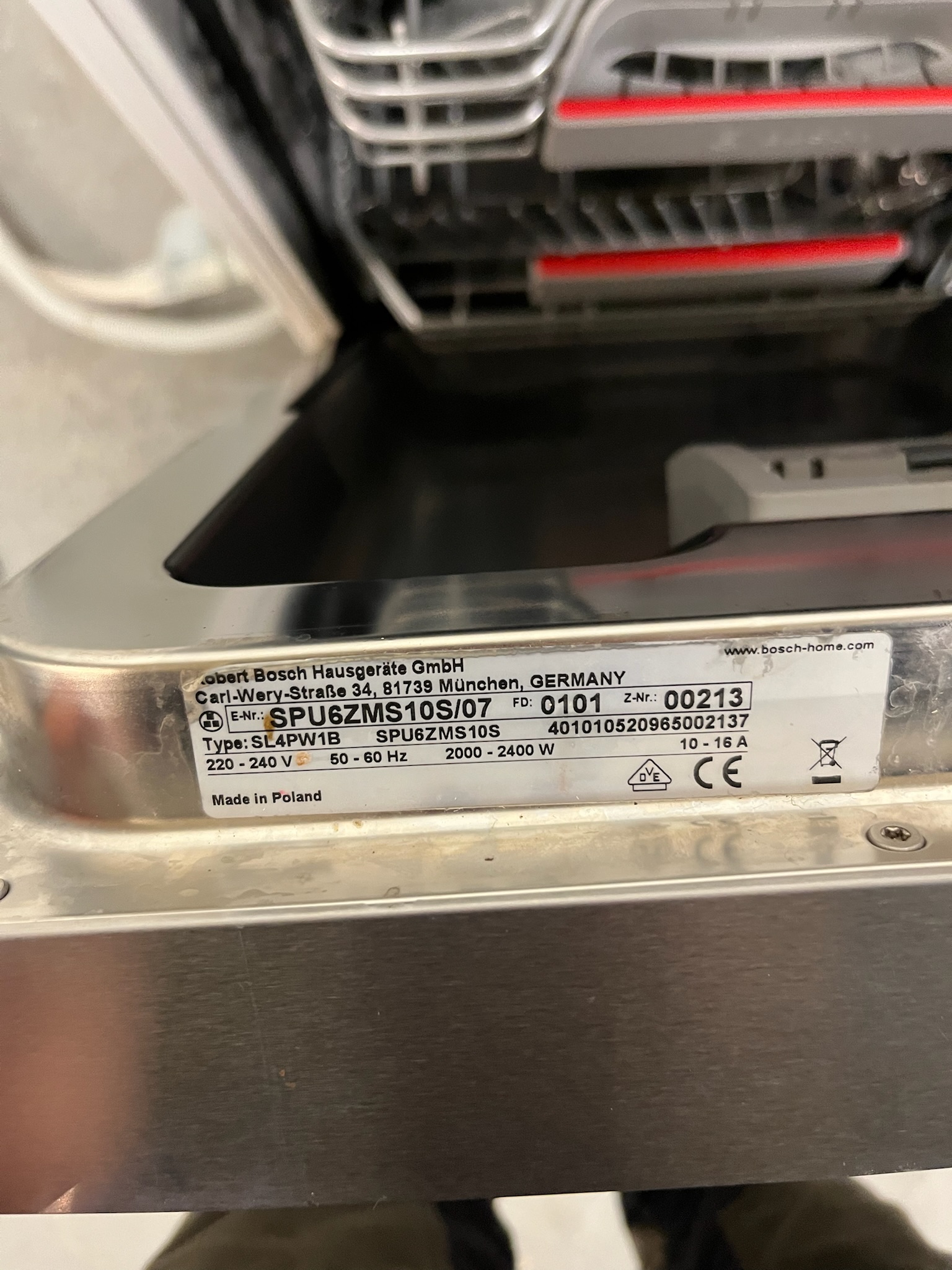 SELT / SOLD Bosch uppþvottavél, 45sm. 7