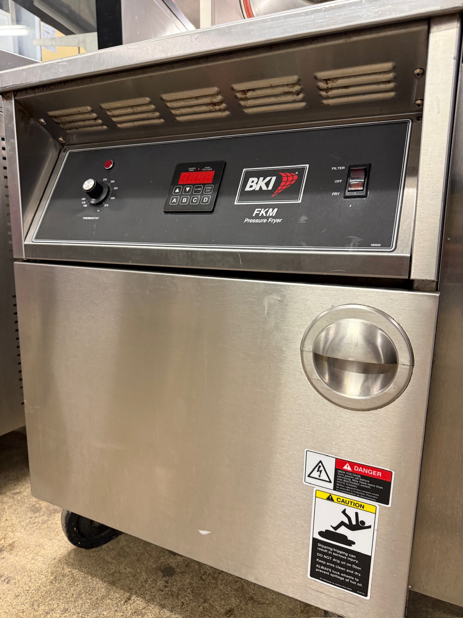 BKI djúpsteikingar þrýstipottur (pressure fryer) 12