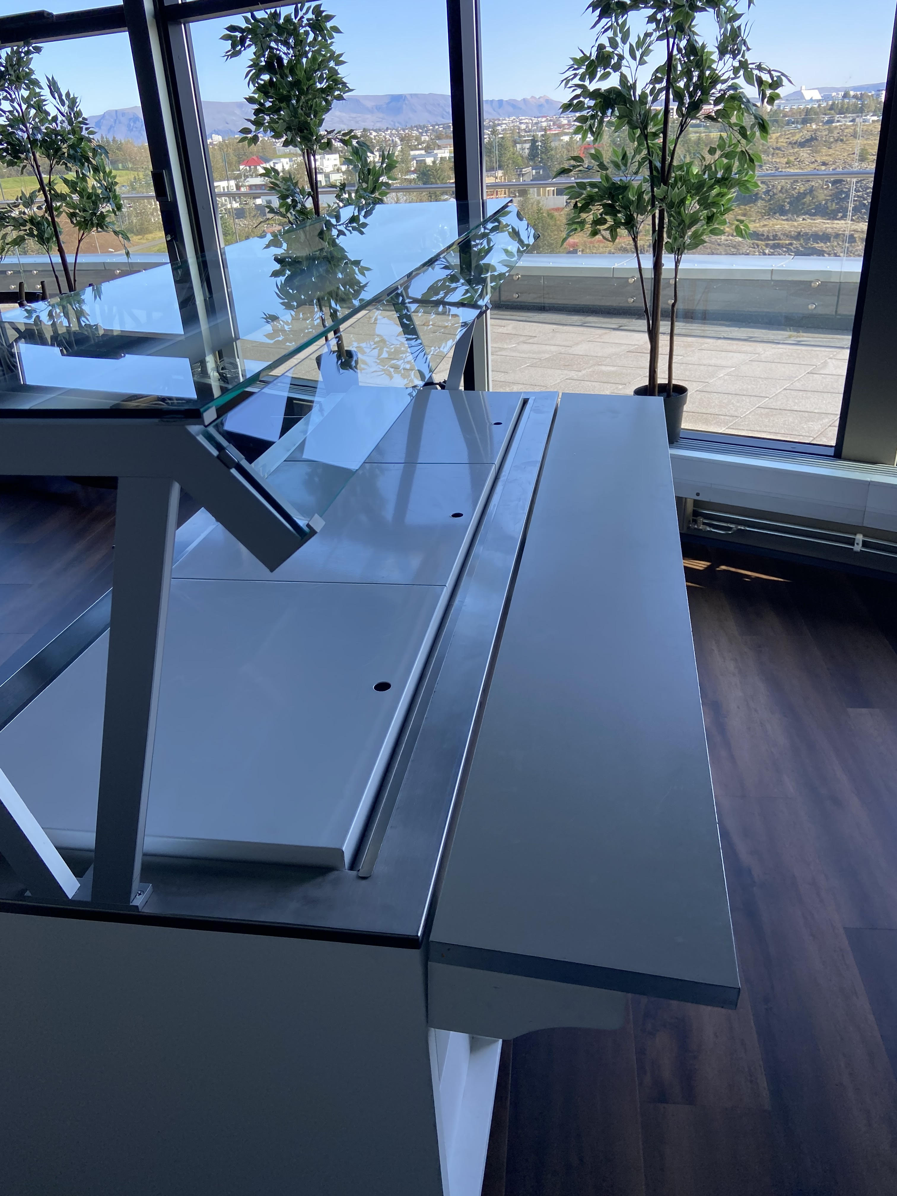 SELT / SOLD Stílhreinn Enofrigo salatbar frá ProGastro 4