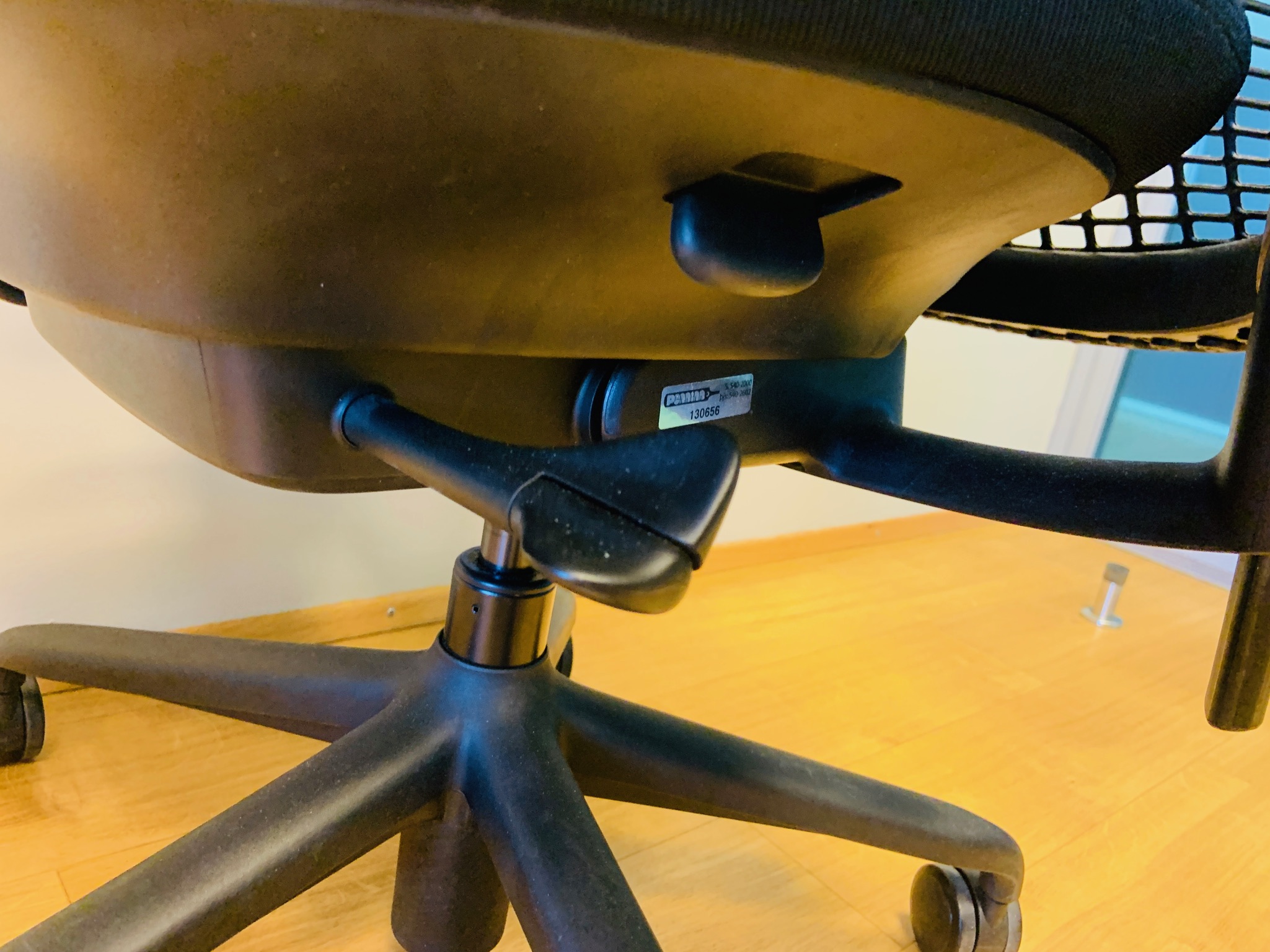 SELT / SOLD Herman Miller Sayl frá Pennanum 11