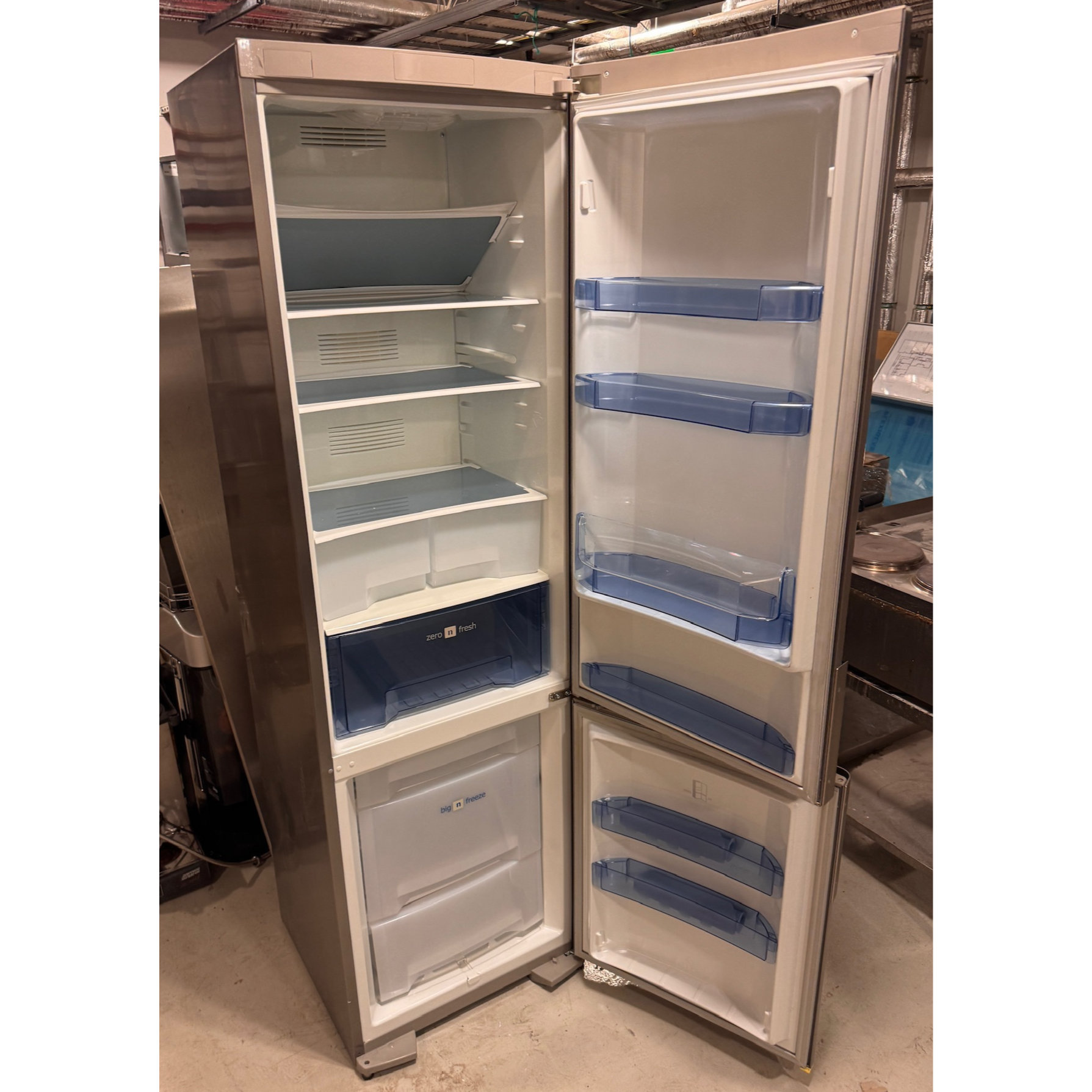 SELT / SOLD Gorenje ísskápur með frysti, H200sm. 2