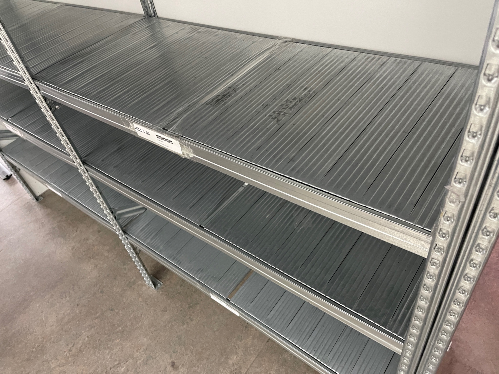 SELT / SOLD Ísold hillurekkar H211 sm (2 stk.) 4
