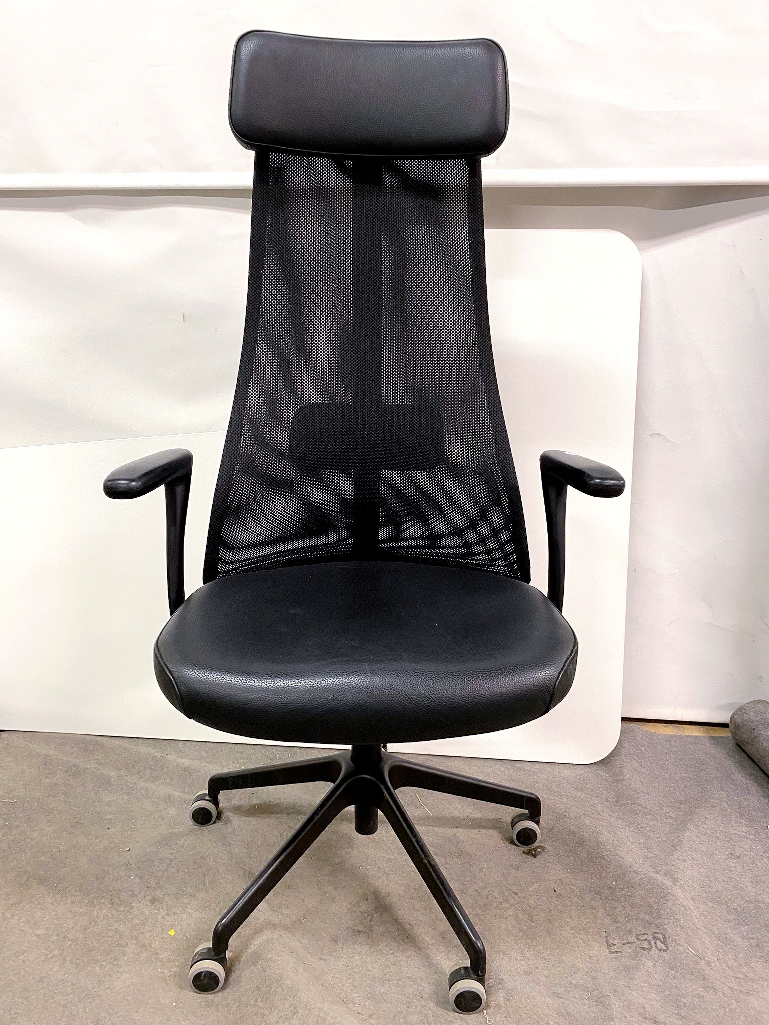 SELT / SOLD IKEA Skrifstofustóll (Järvfjället)