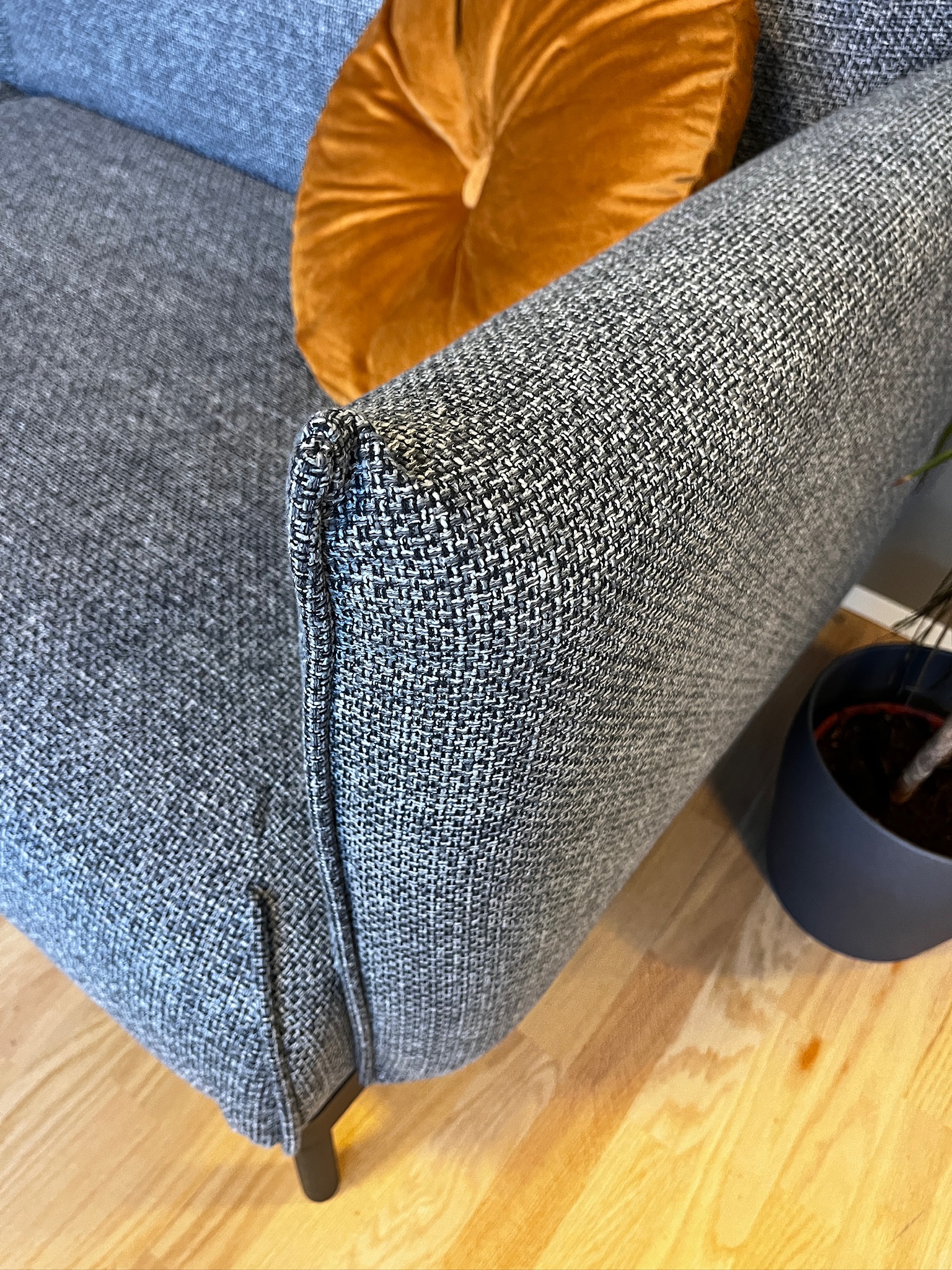 SELT / SOLD IKEA sófi, 3ja sæta, B231 x D93 x H70 sm. 3