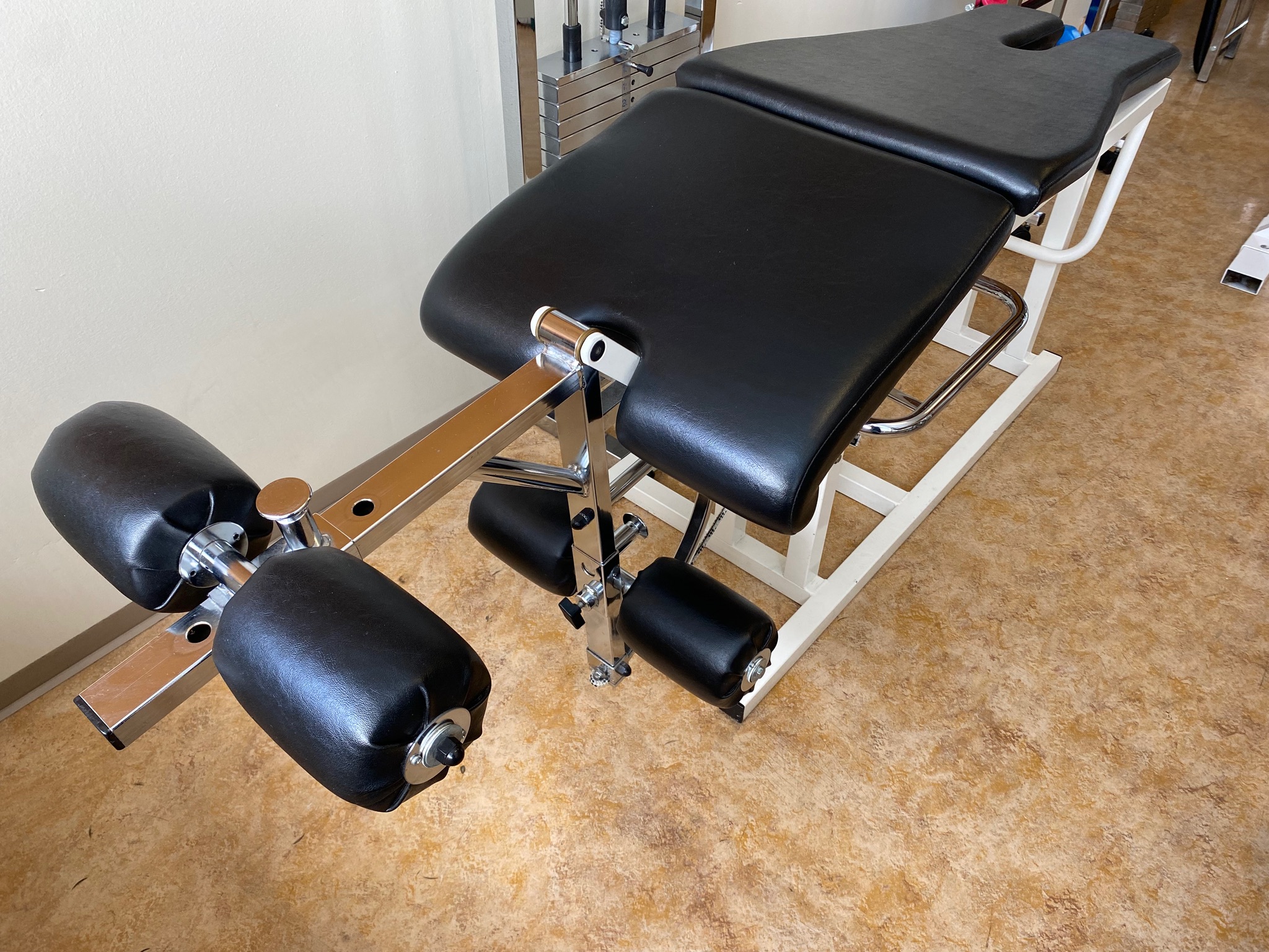 SELT / SOLD Fótarétta-kreppa / Mobility Leg Extension-Curl 4