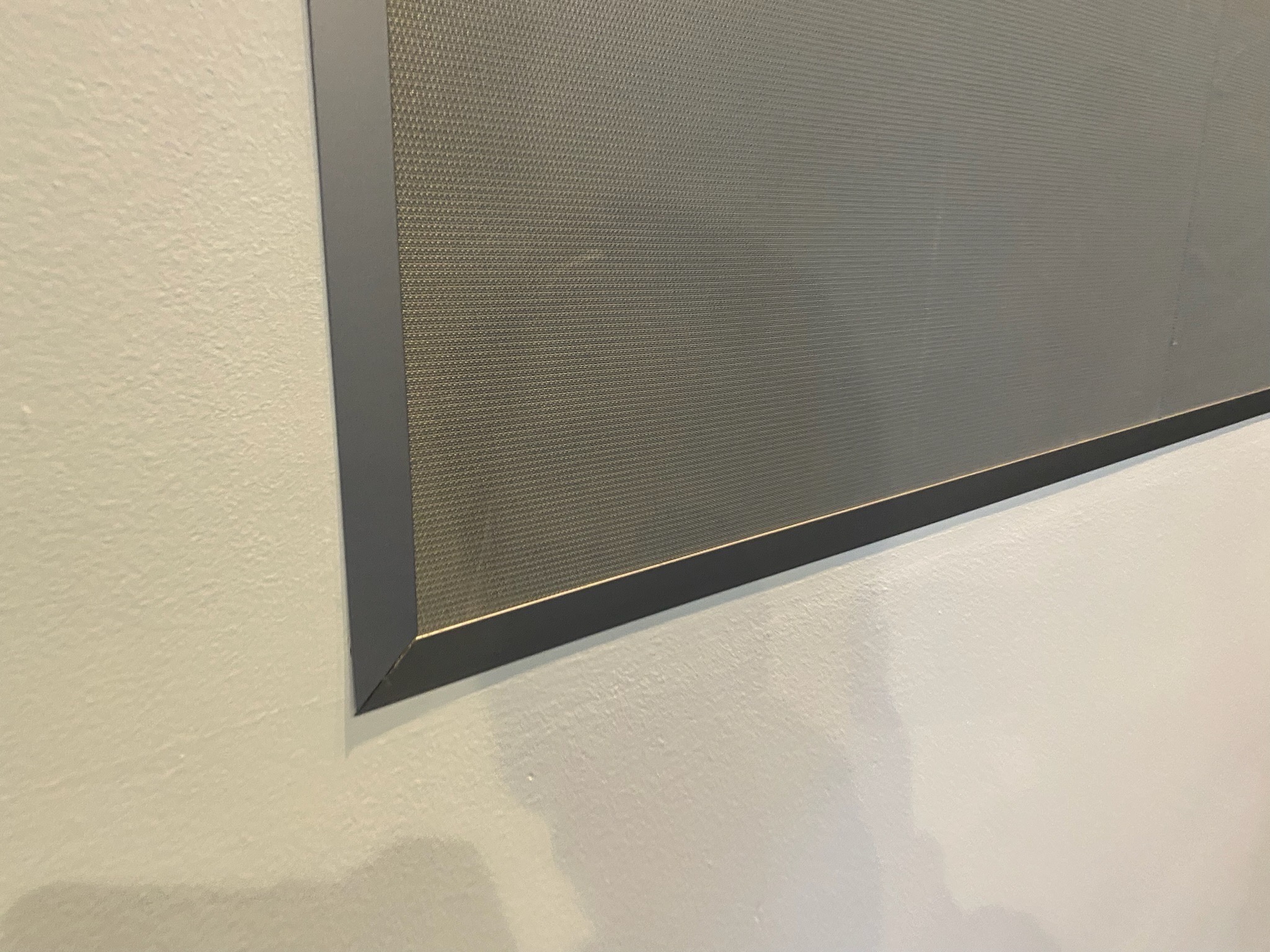 SELT / SOLD - Hljóðeinangrandi klæðning - hljóðvistarplötur - VertiQ Grey 7