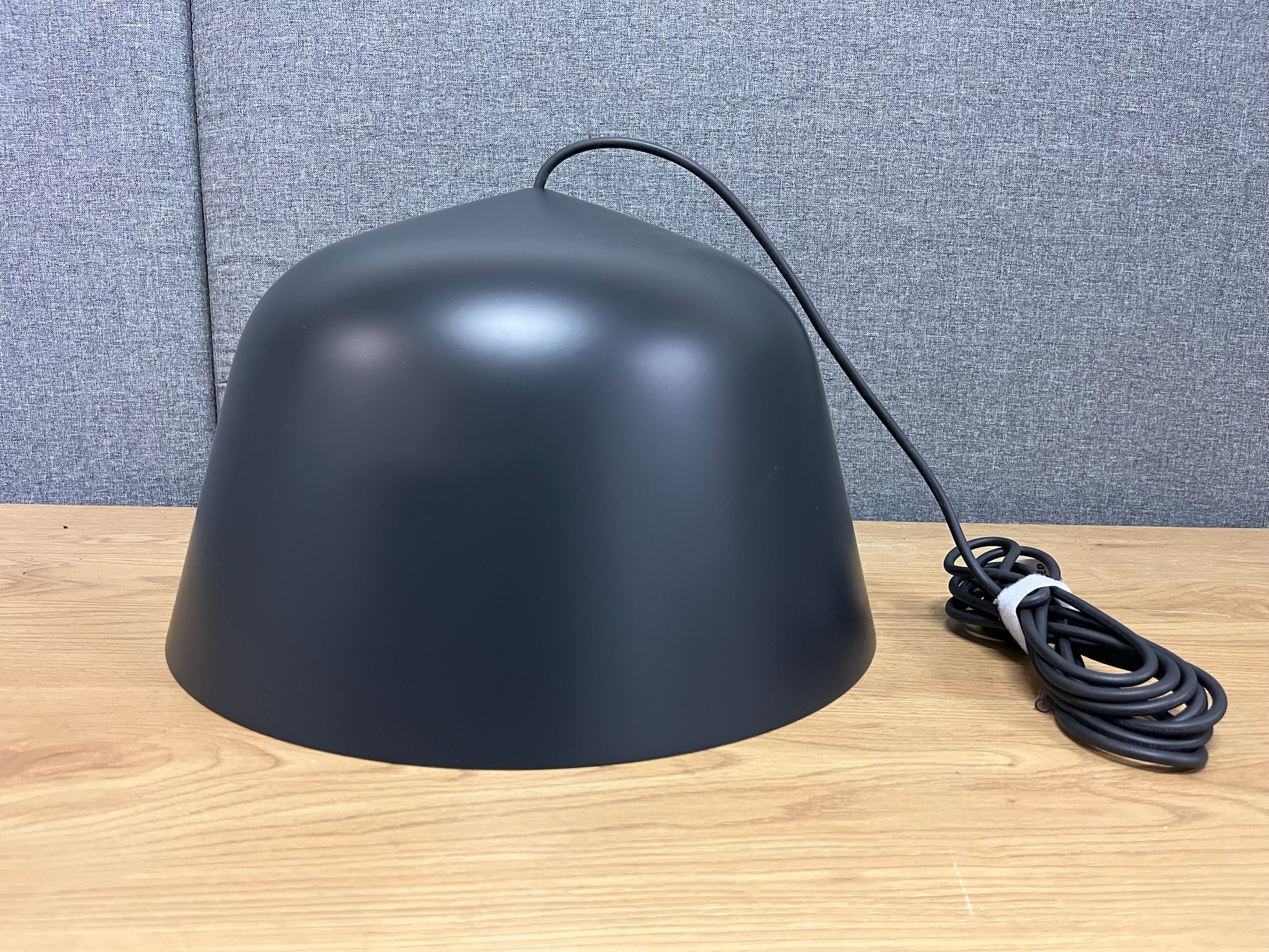 SELT / SOLD Ónotað Muuto hengiljós frá Epal 2