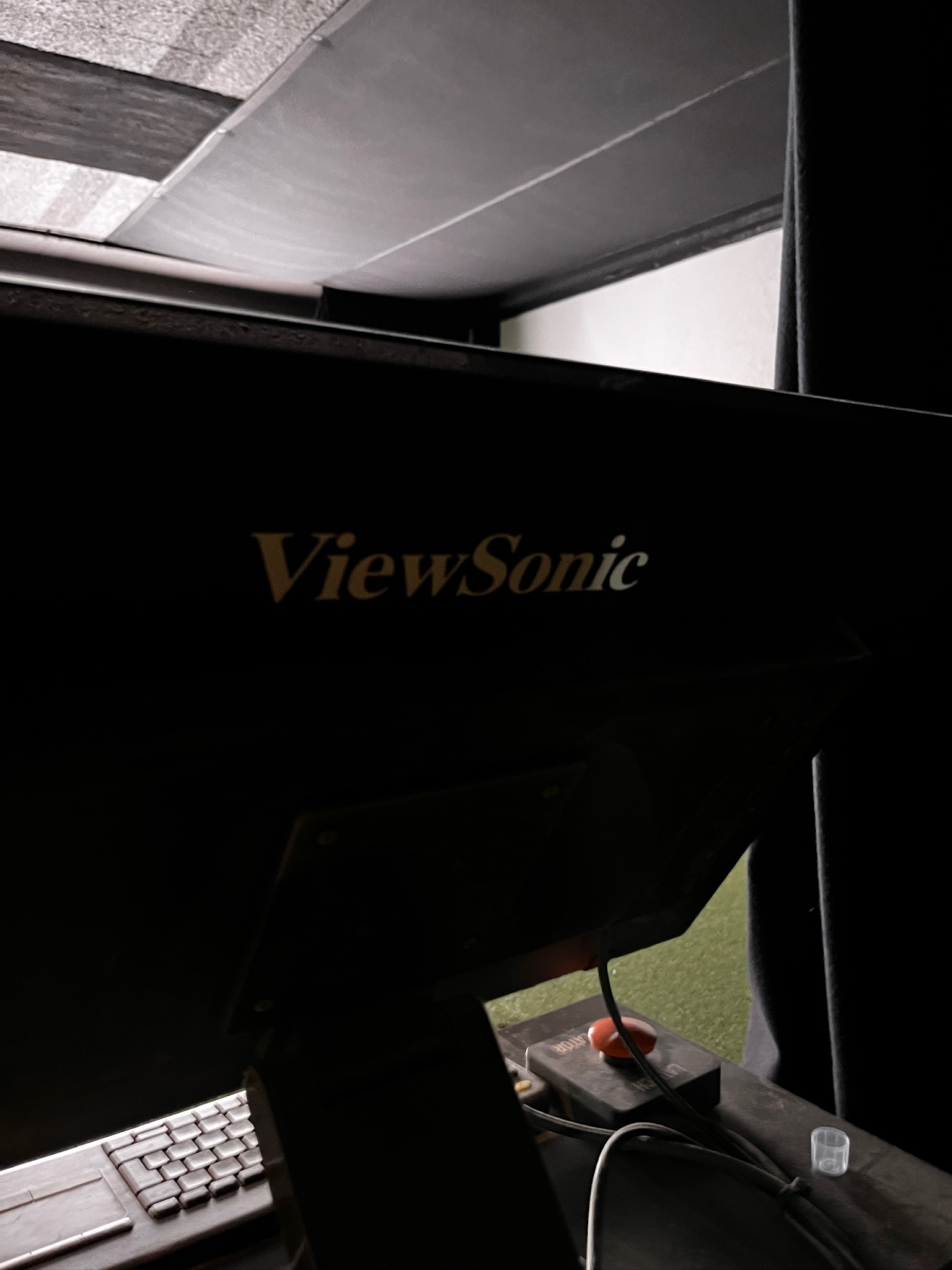 SELT / SOLD - Trackman Professional golfhermir 7