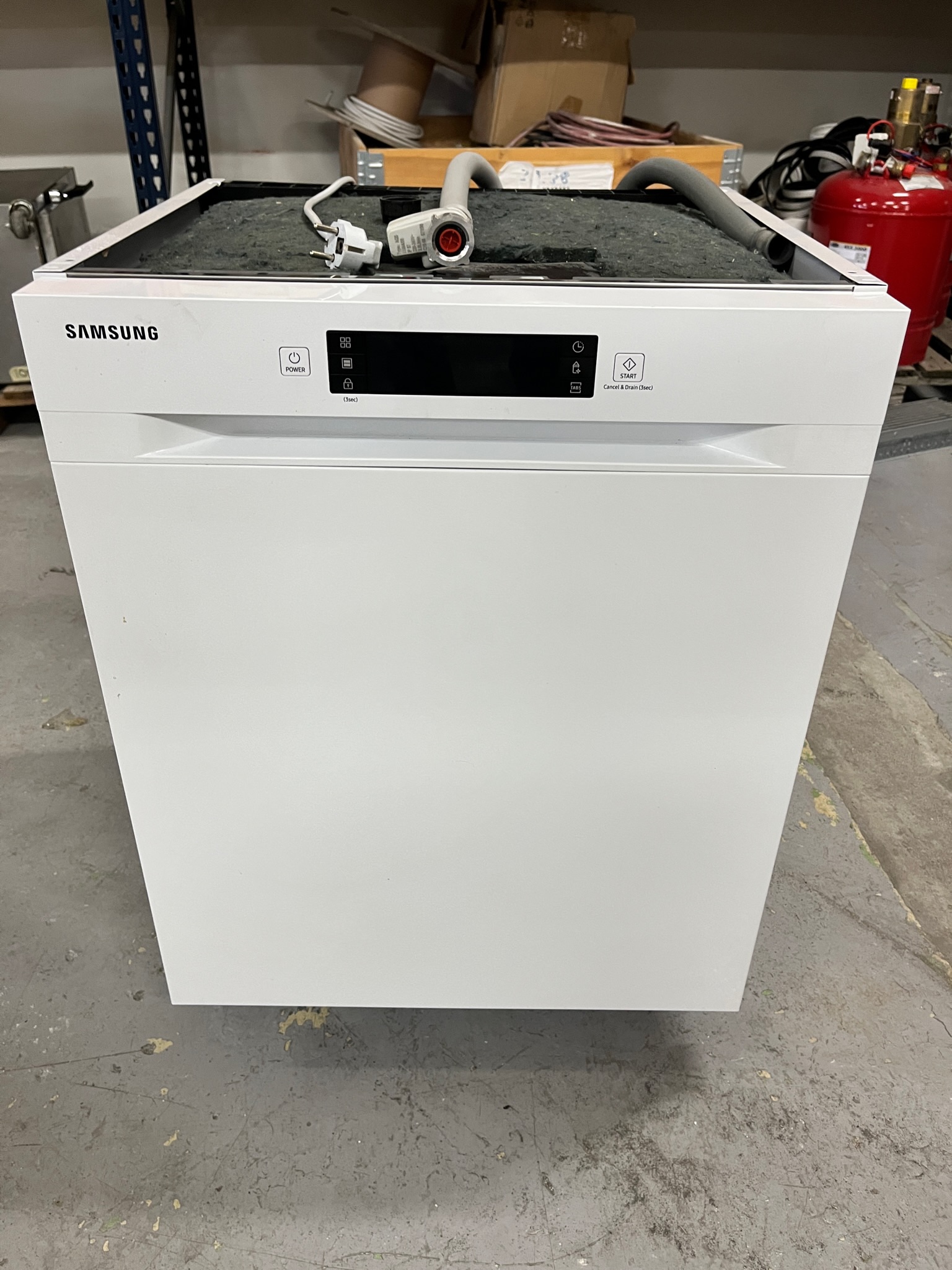 SELT / SOLD Nýleg Samsung uppþvottavél 60 sm