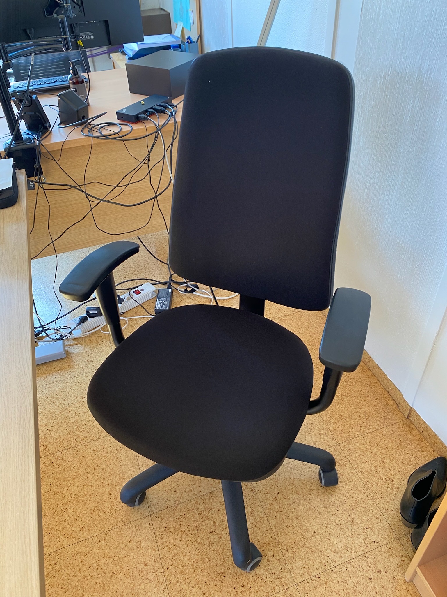 SELT / SOLD Skrifborðsstólar frá Á. Guðmundsson, Mark 30 - Alþingi 3