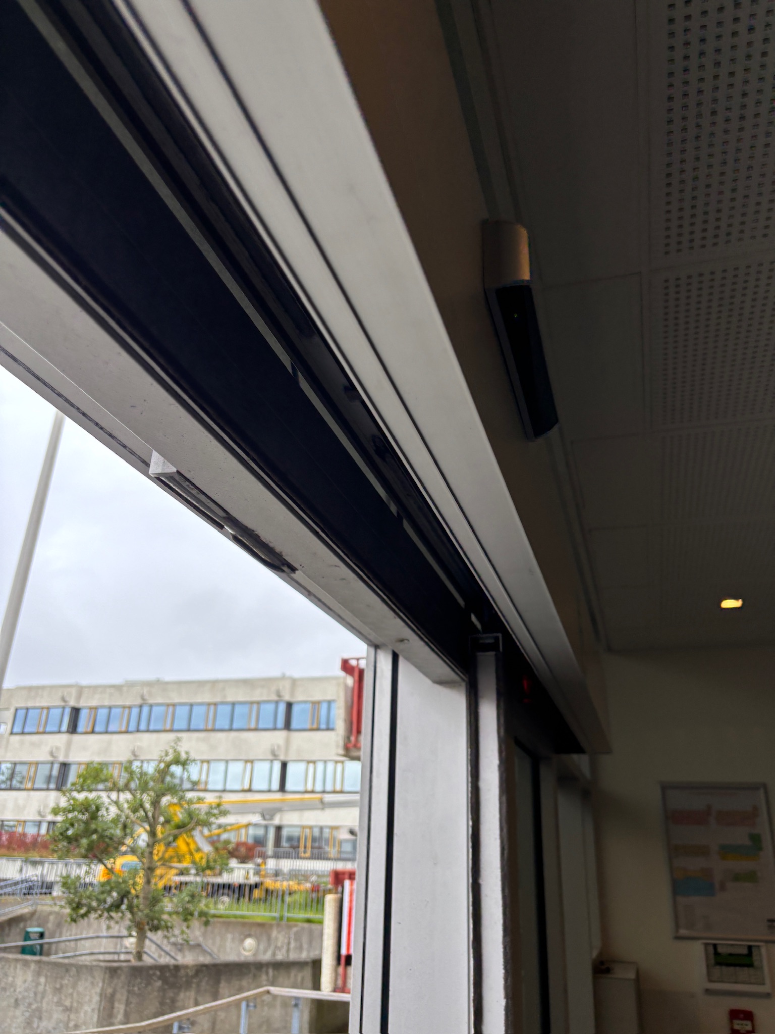 SELT/SOLDTvöföld rennihurð frá Fagval, H230xB280sm. 5