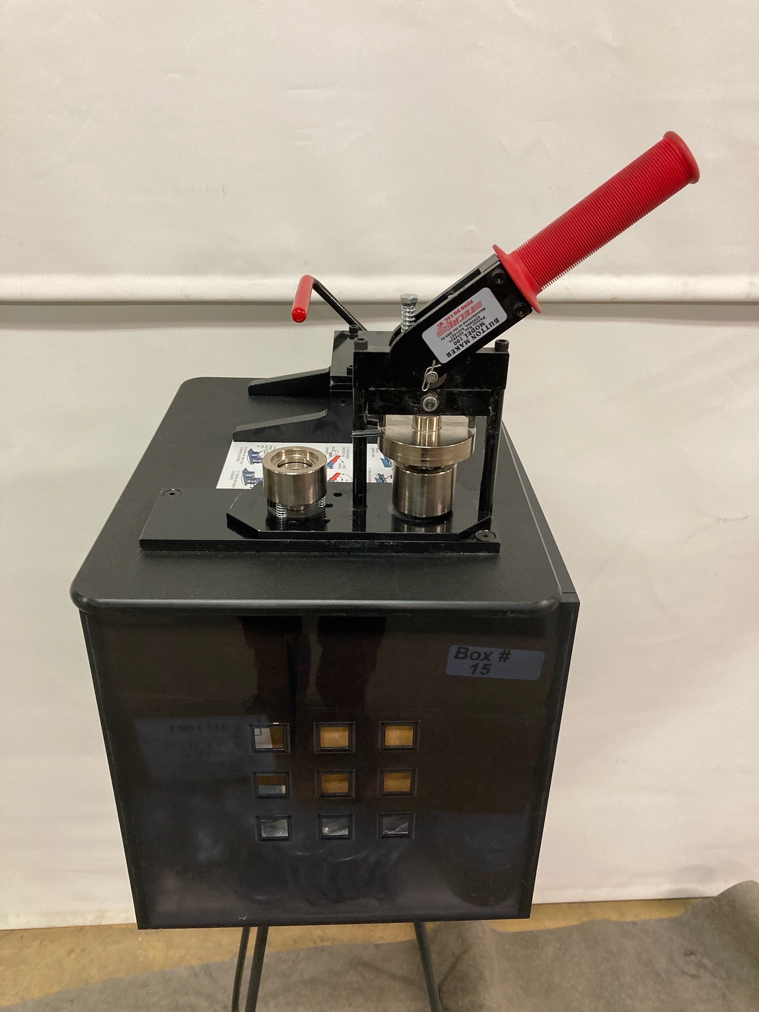 SELT / SOLD Barmmerki - barmmerkjavél - Button maker frá Tecre 2